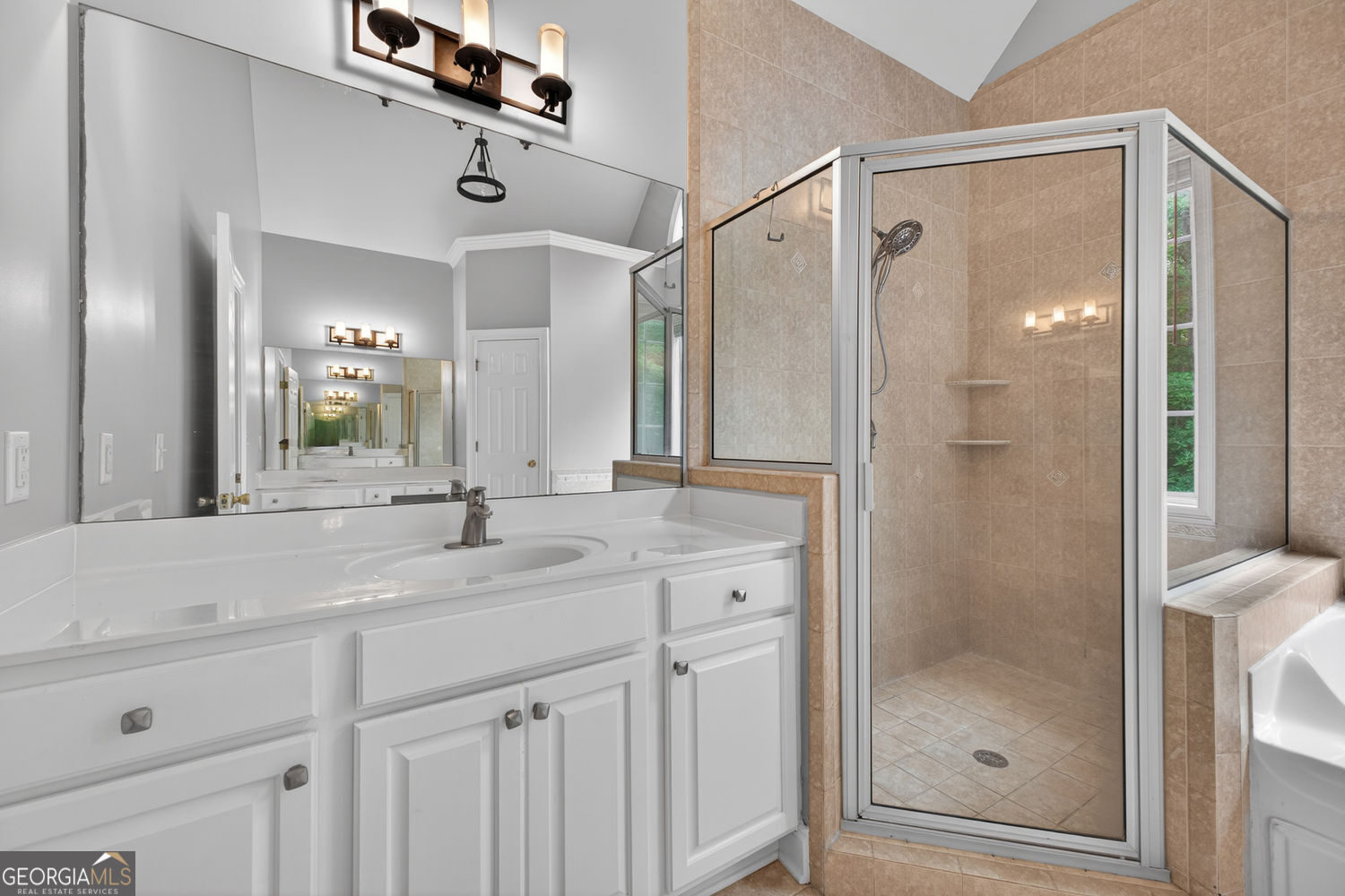 8228 River Pointe Overlook