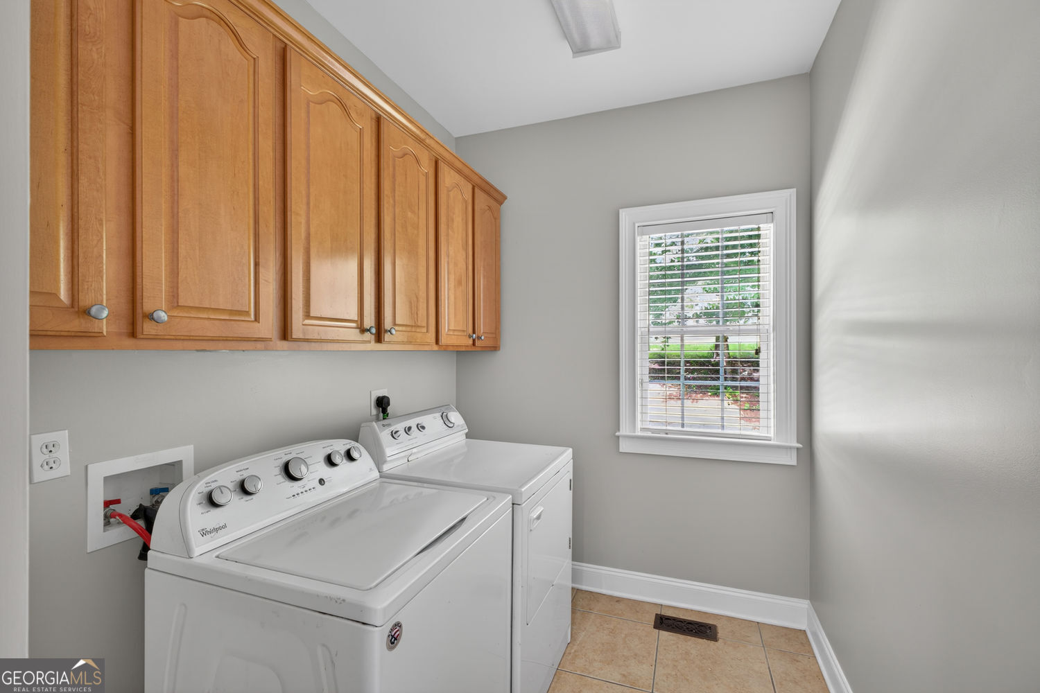 8228 River Pointe Overlook