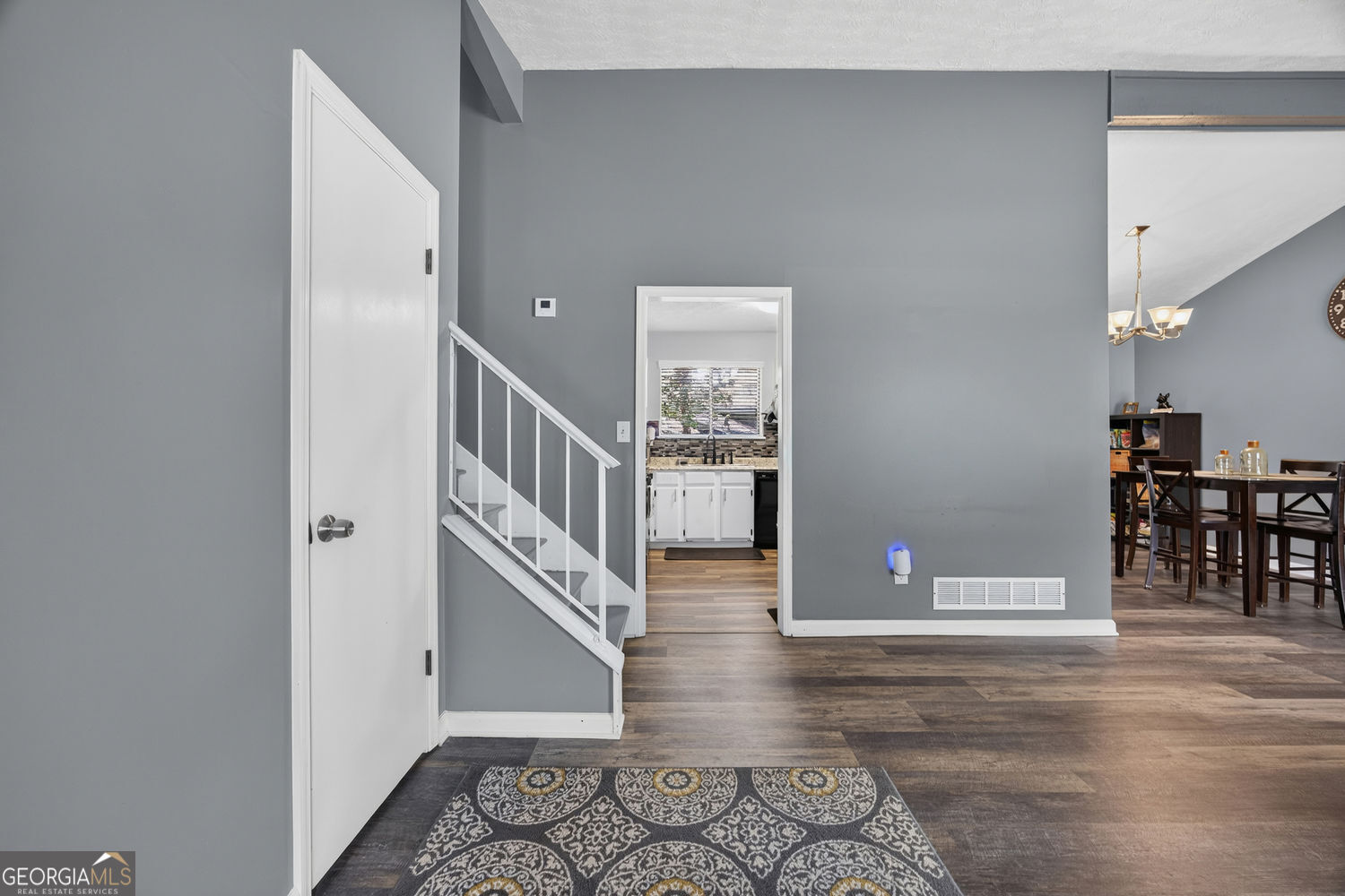 9256 Raven Drive