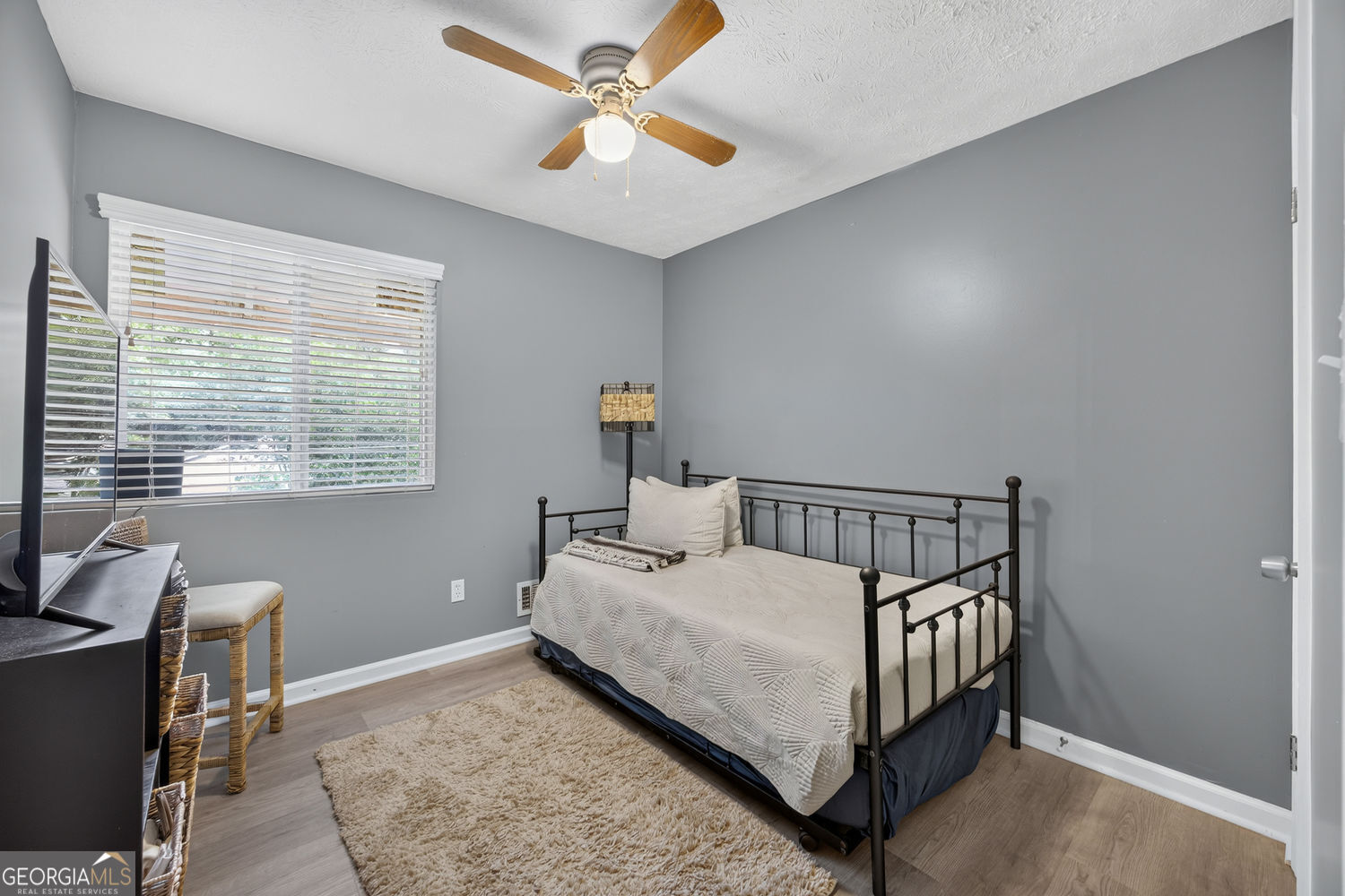 9256 Raven Drive