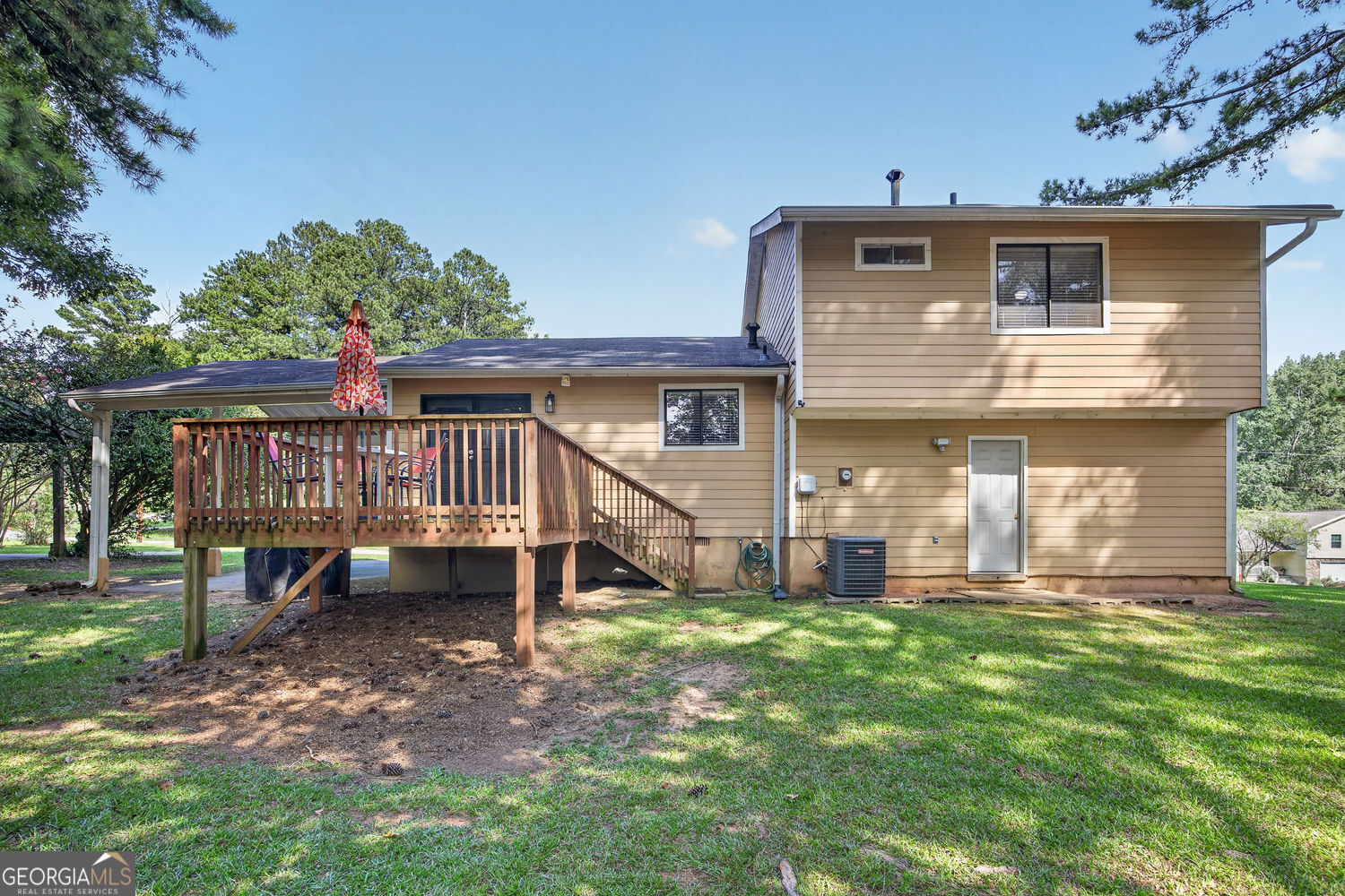 9256 Raven Drive