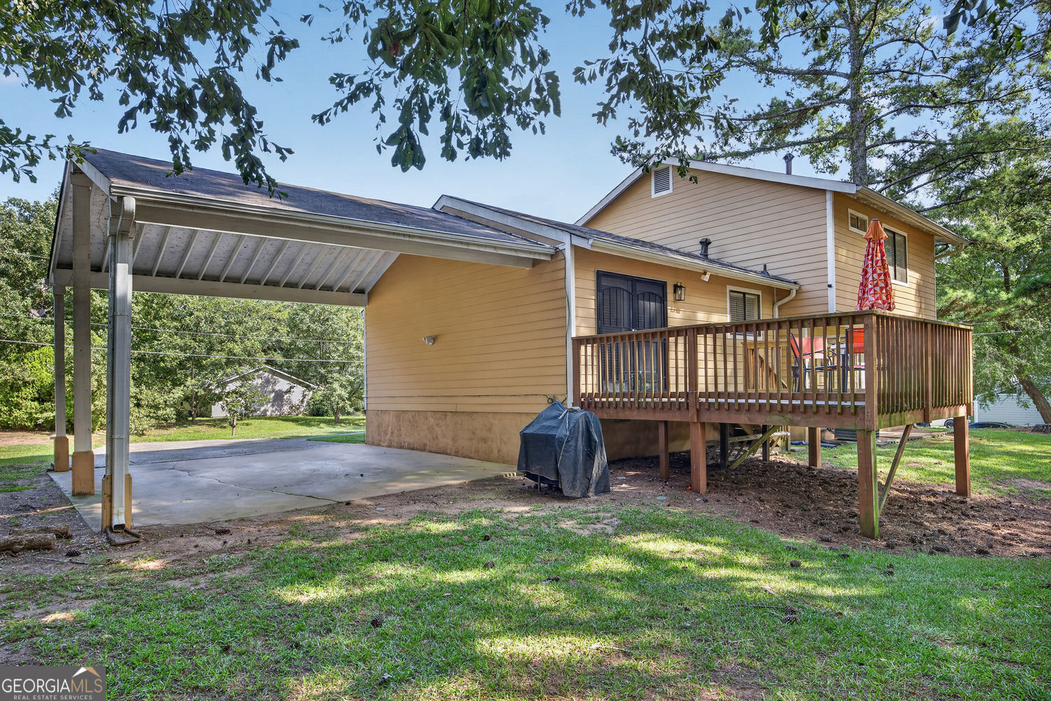 9256 Raven Drive