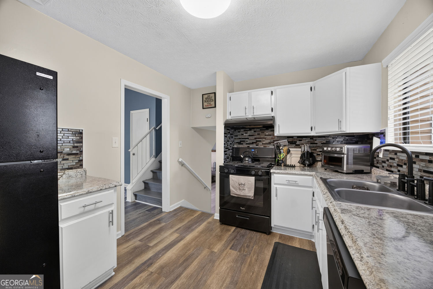 9256 Raven Drive