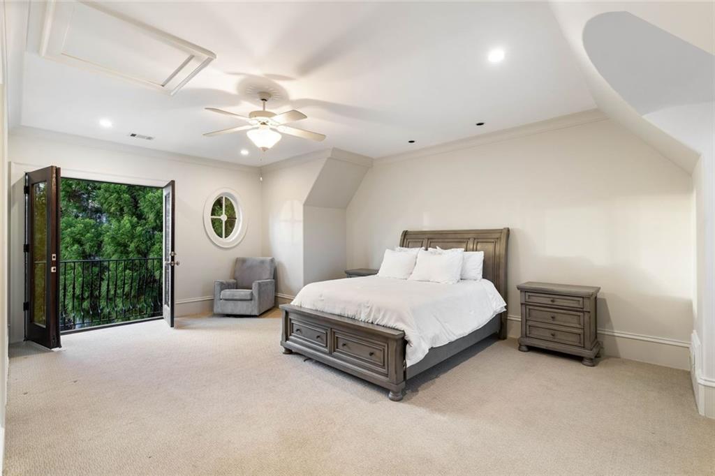 4076 Glen Devon Drive NW