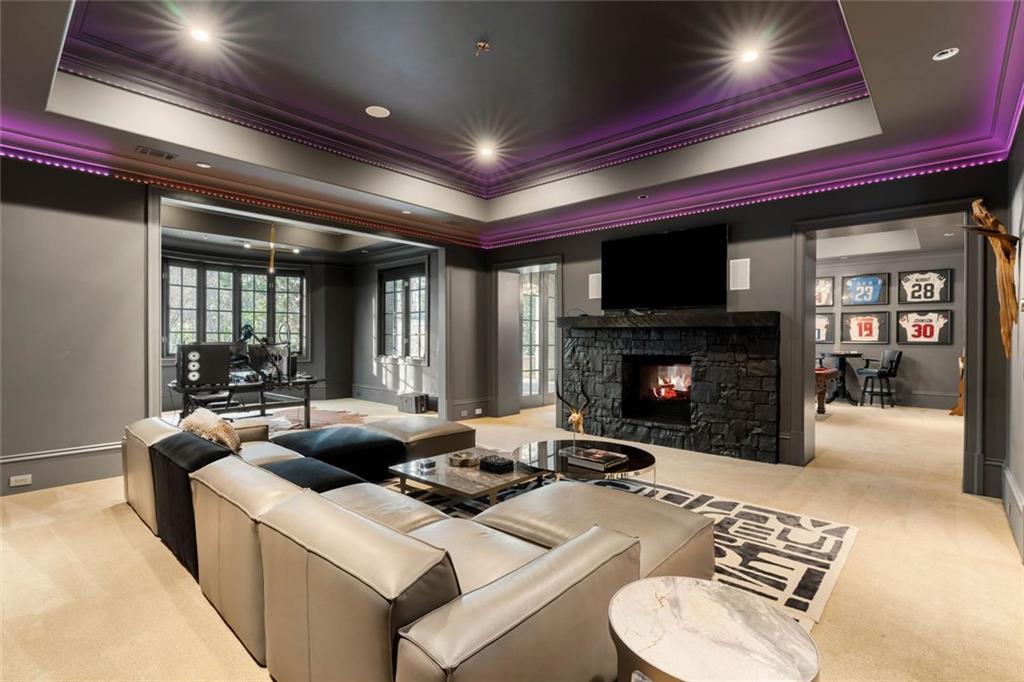 4076 Glen Devon Drive NW