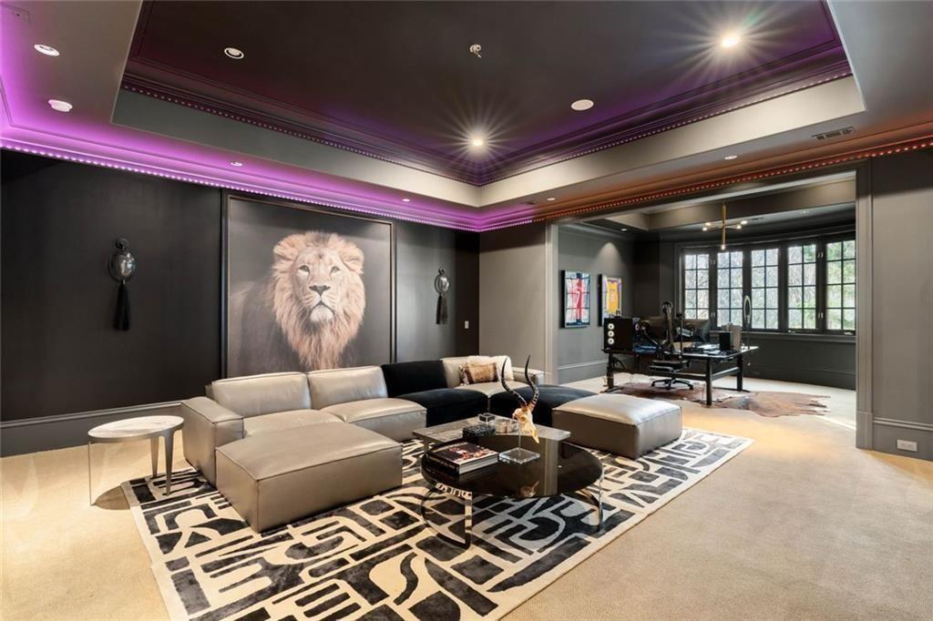 4076 Glen Devon Drive NW