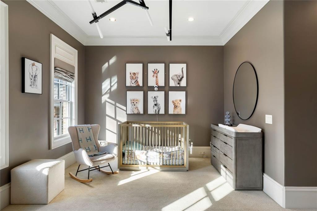 4076 Glen Devon Drive NW