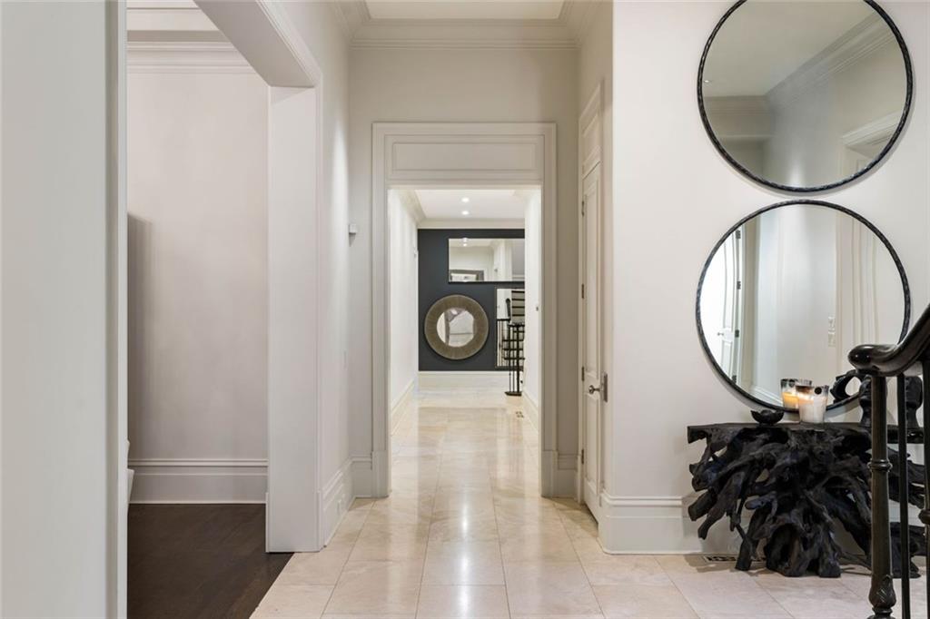 4076 Glen Devon Drive NW