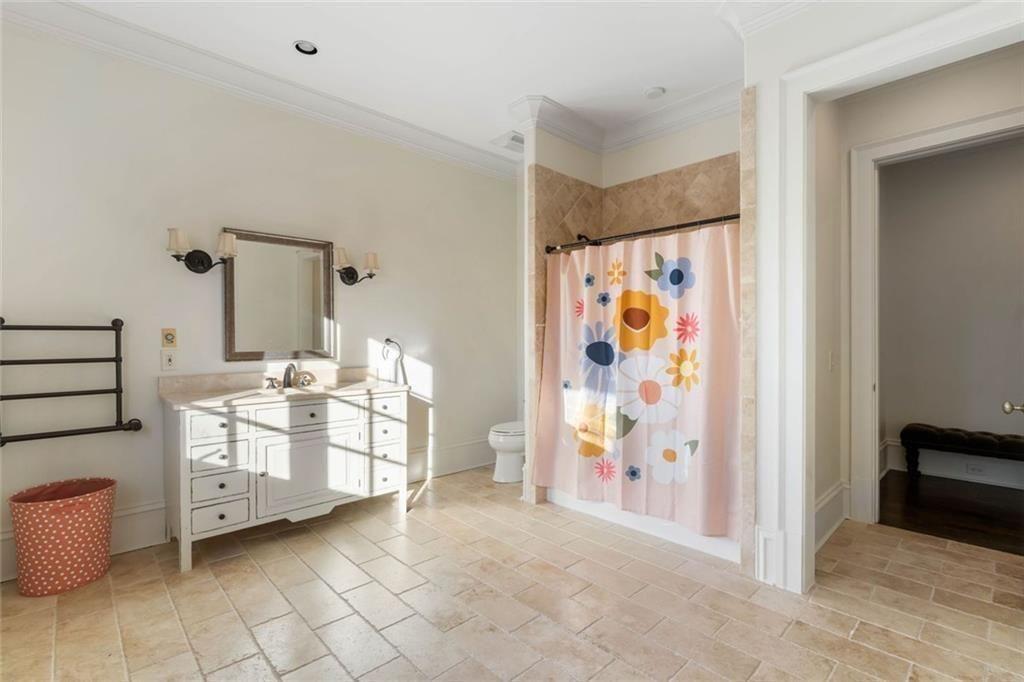 4076 Glen Devon Drive NW