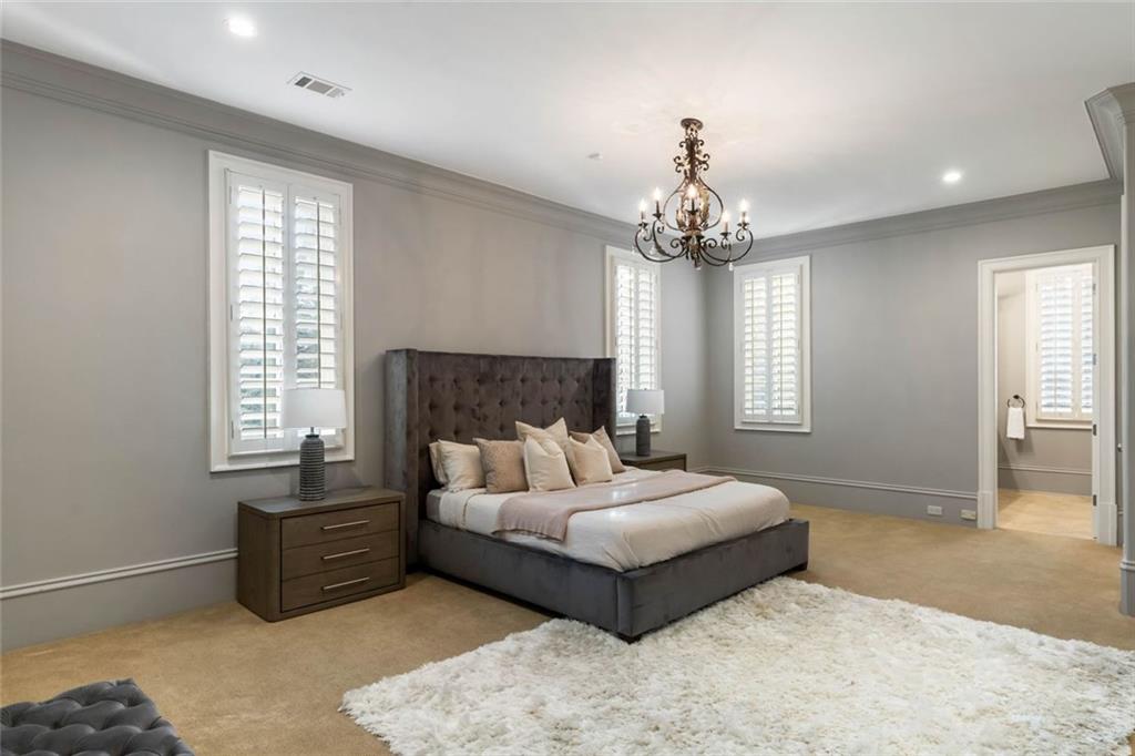 4076 Glen Devon Drive NW