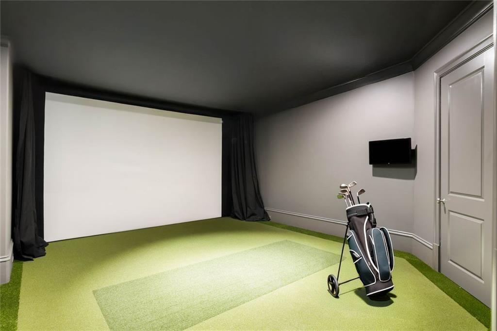 4076 Glen Devon Drive NW