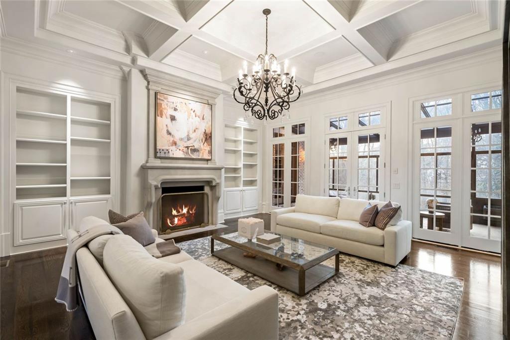 4076 Glen Devon Drive NW