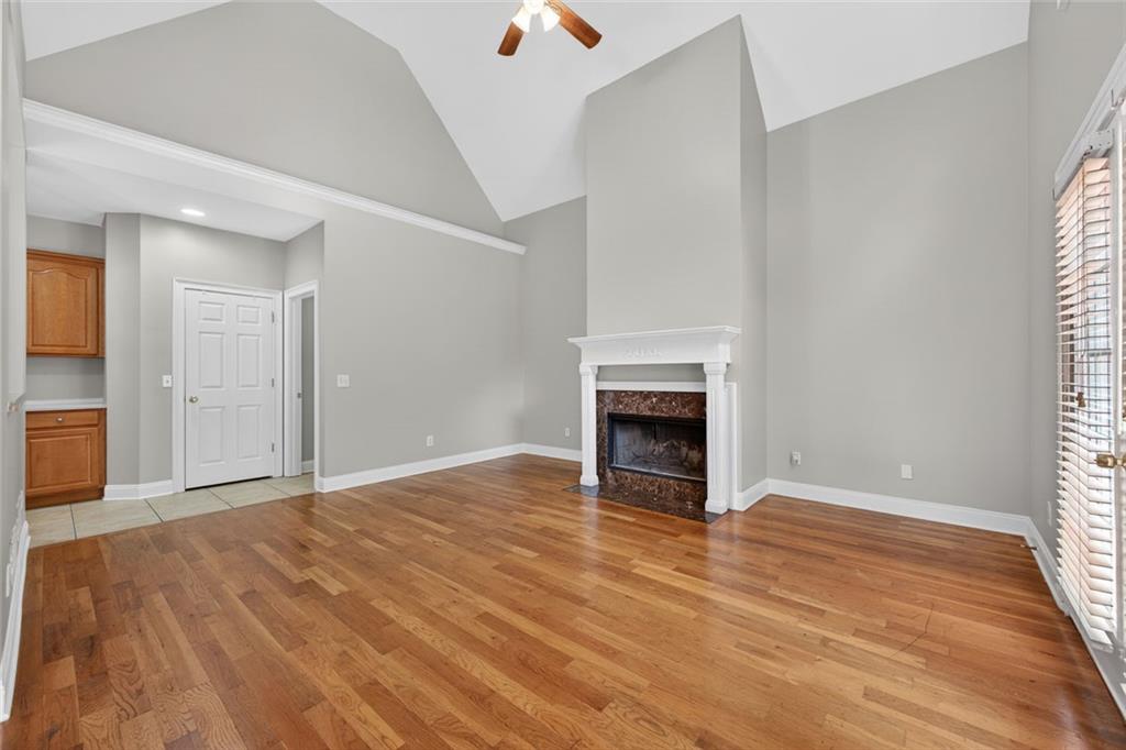 8228 River Pointe Overlook