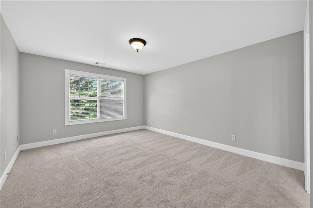 8228 River Pointe Overlook