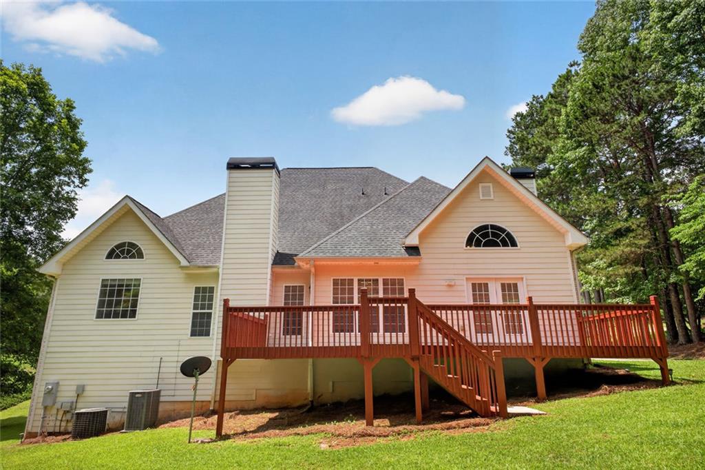8228 River Pointe Overlook