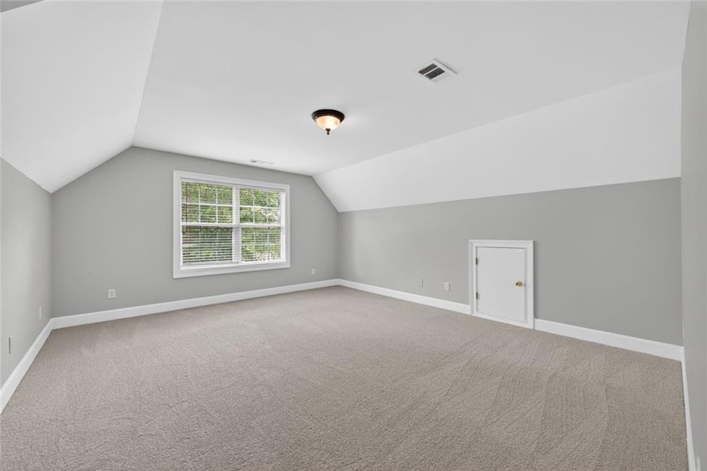 8228 River Pointe Overlook