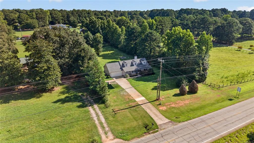 2078 Highway 81 W