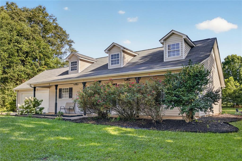 2078 Highway 81 W