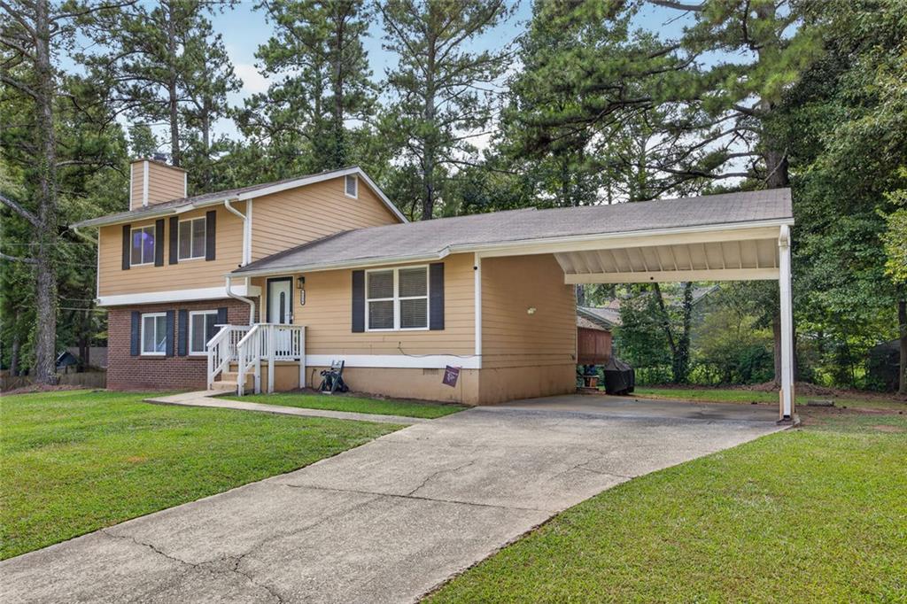 9256 Raven Drive