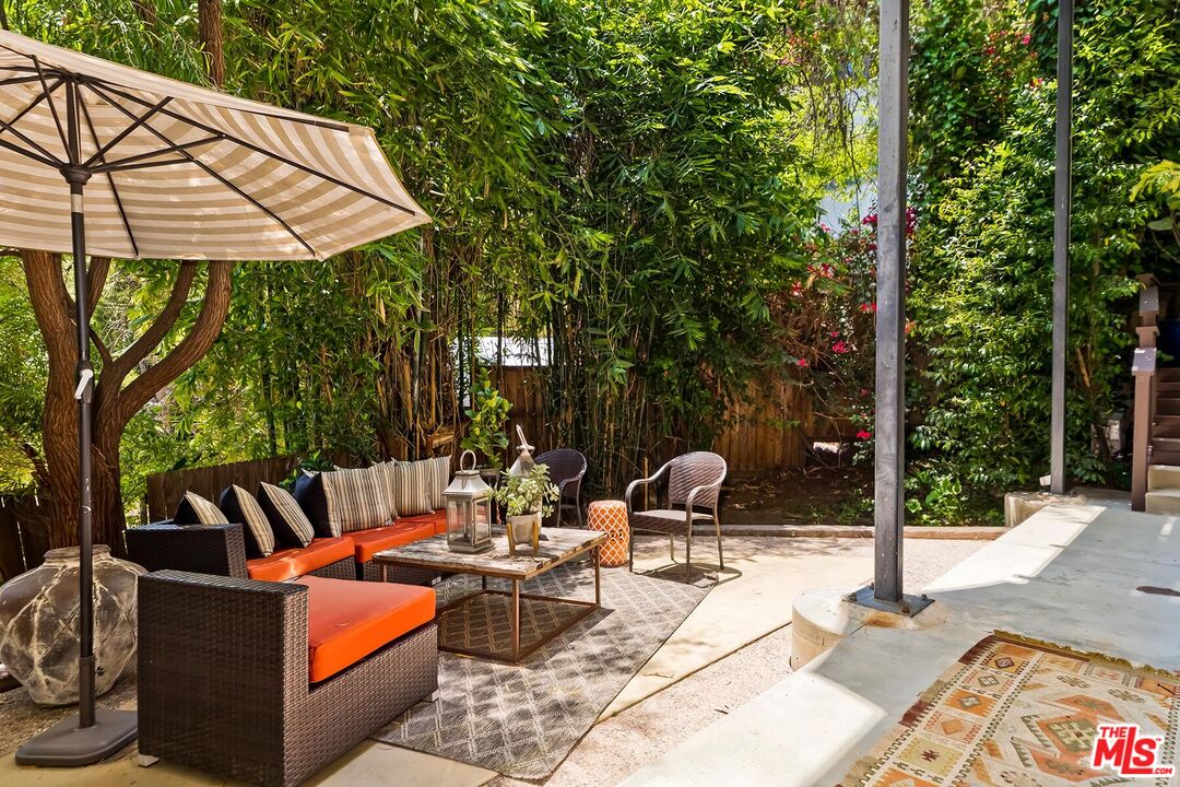 5966 Graciosa Dr