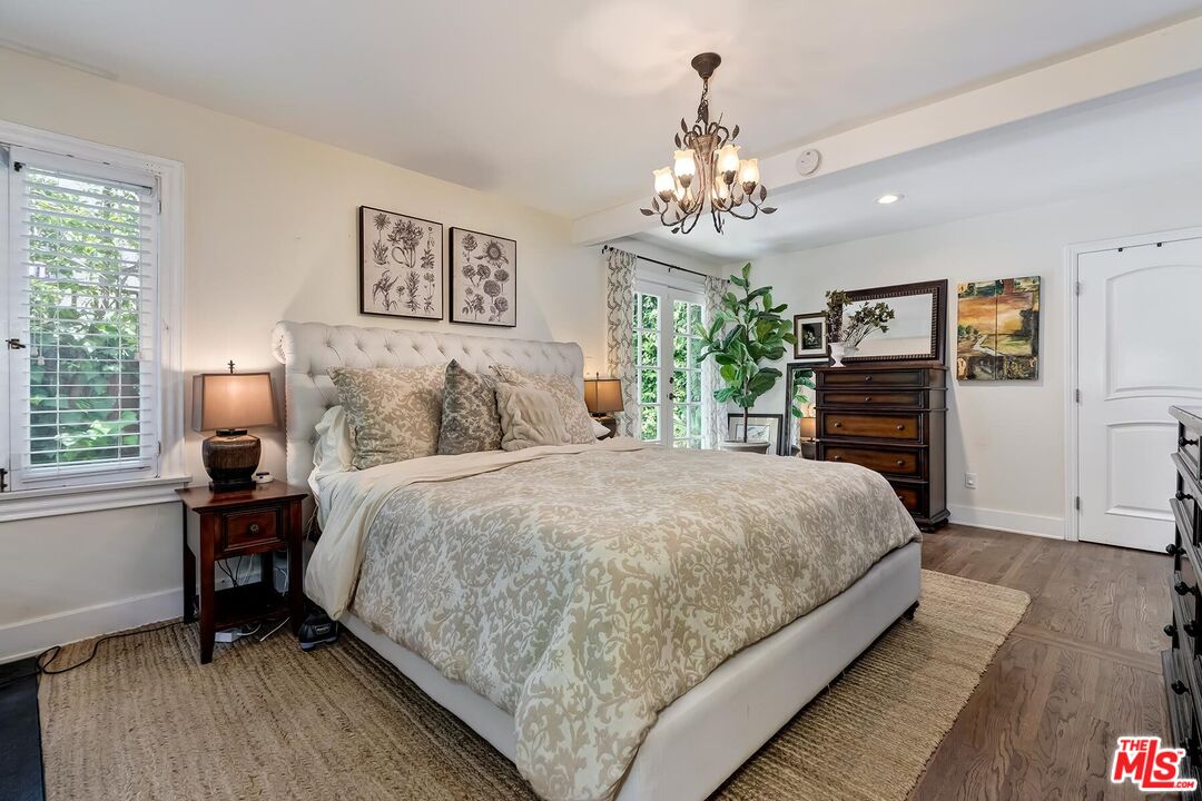 5966 Graciosa Dr