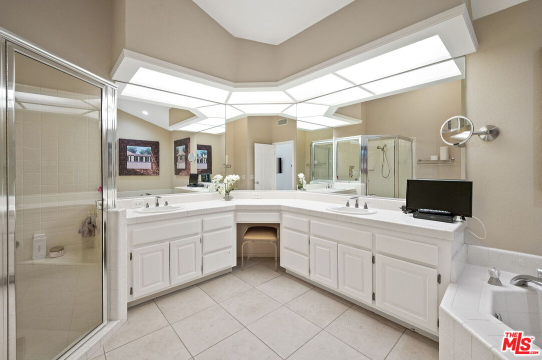 84 Running Springs Dr