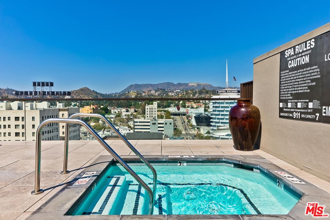 1645 Vine St Unit: 504