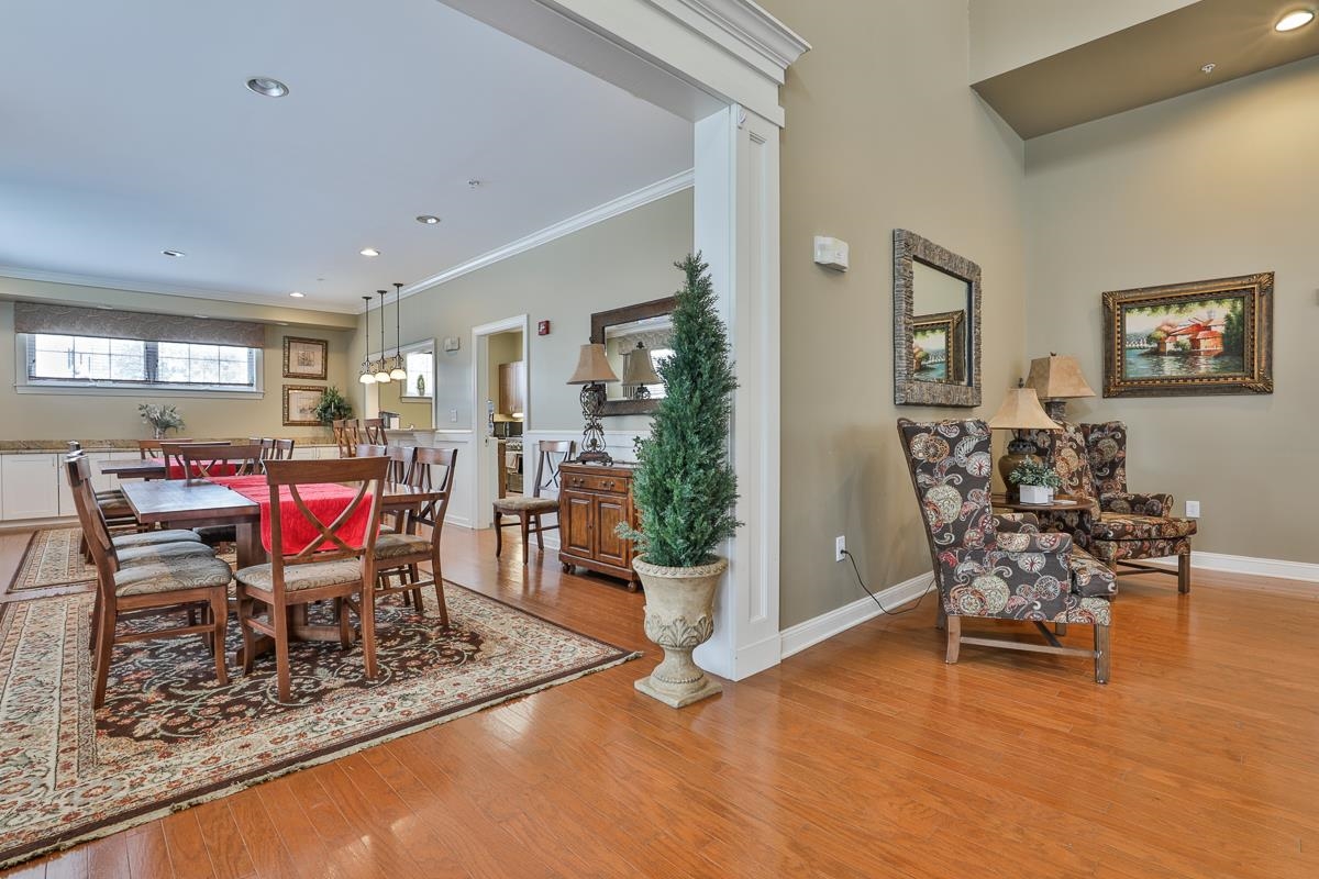65 Centerwood Way