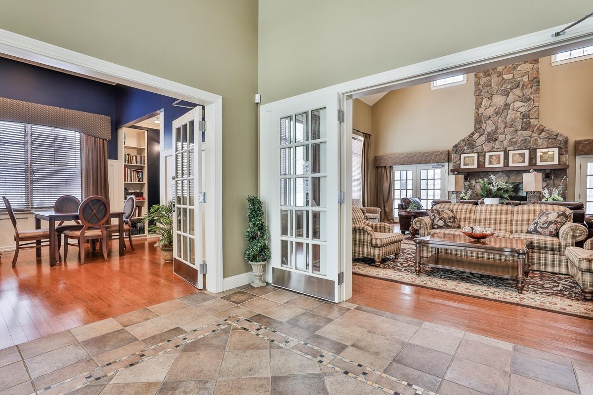 65 Centerwood Way