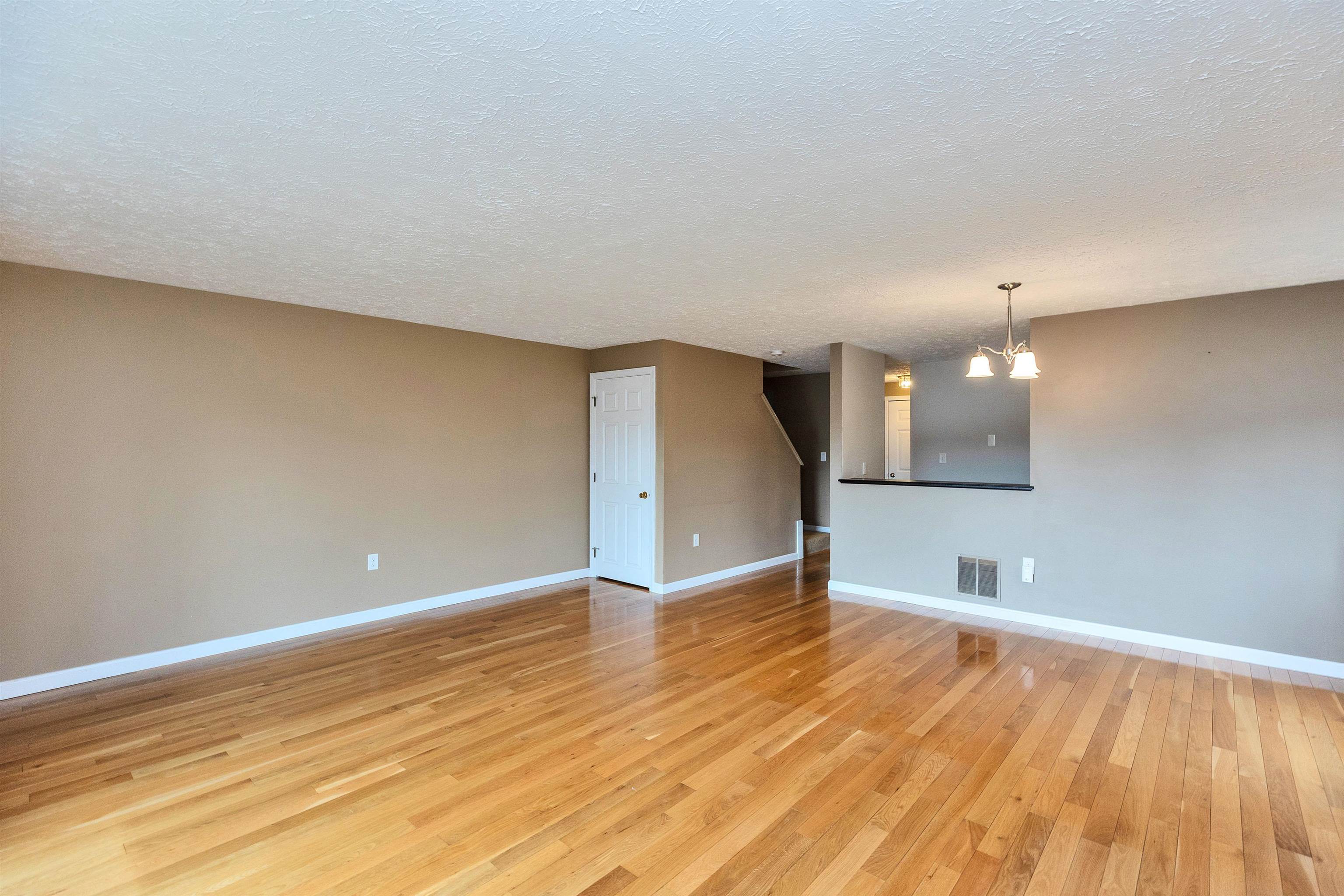 201 Eastview Drive Unit: 201