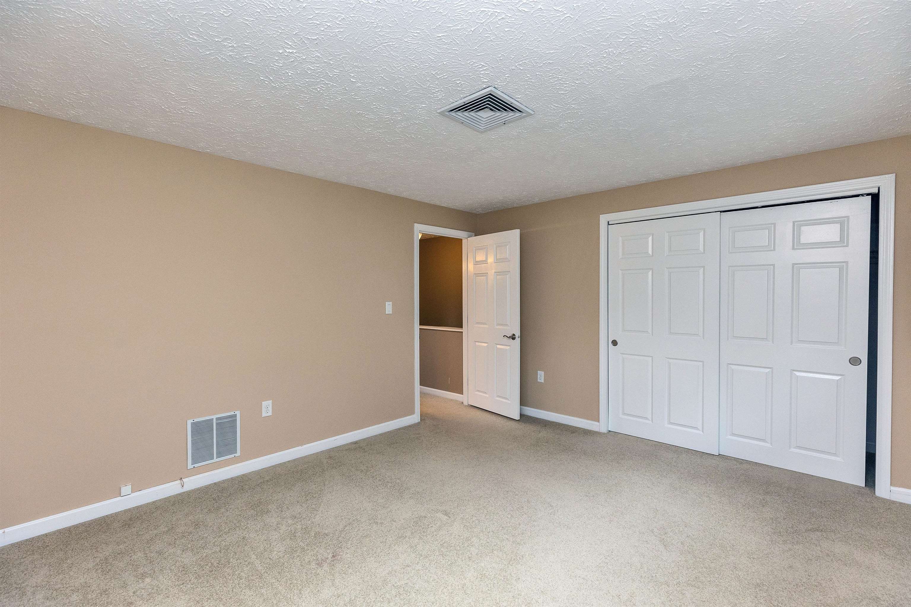 201 Eastview Drive Unit: 201