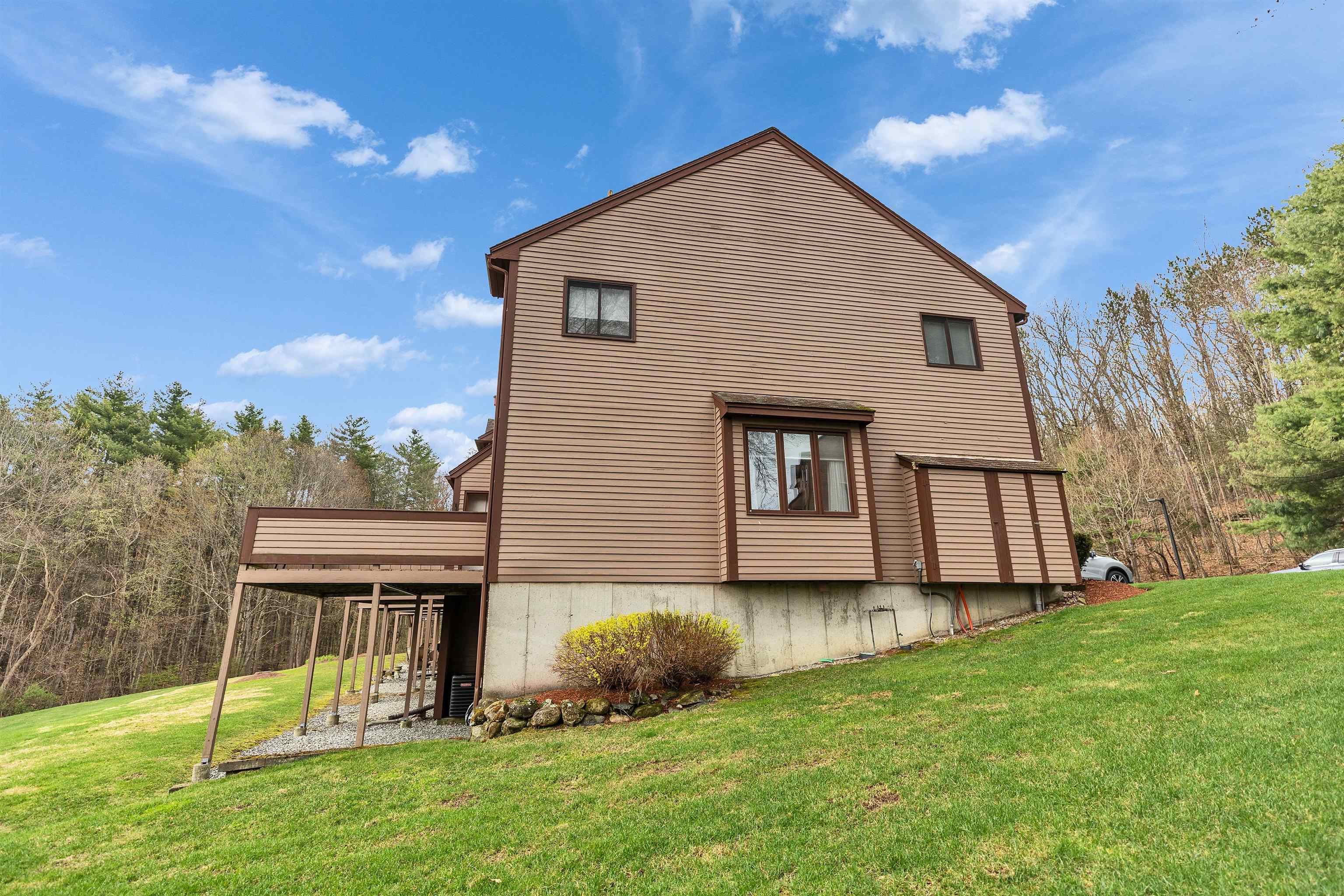 201 Eastview Drive Unit: 201