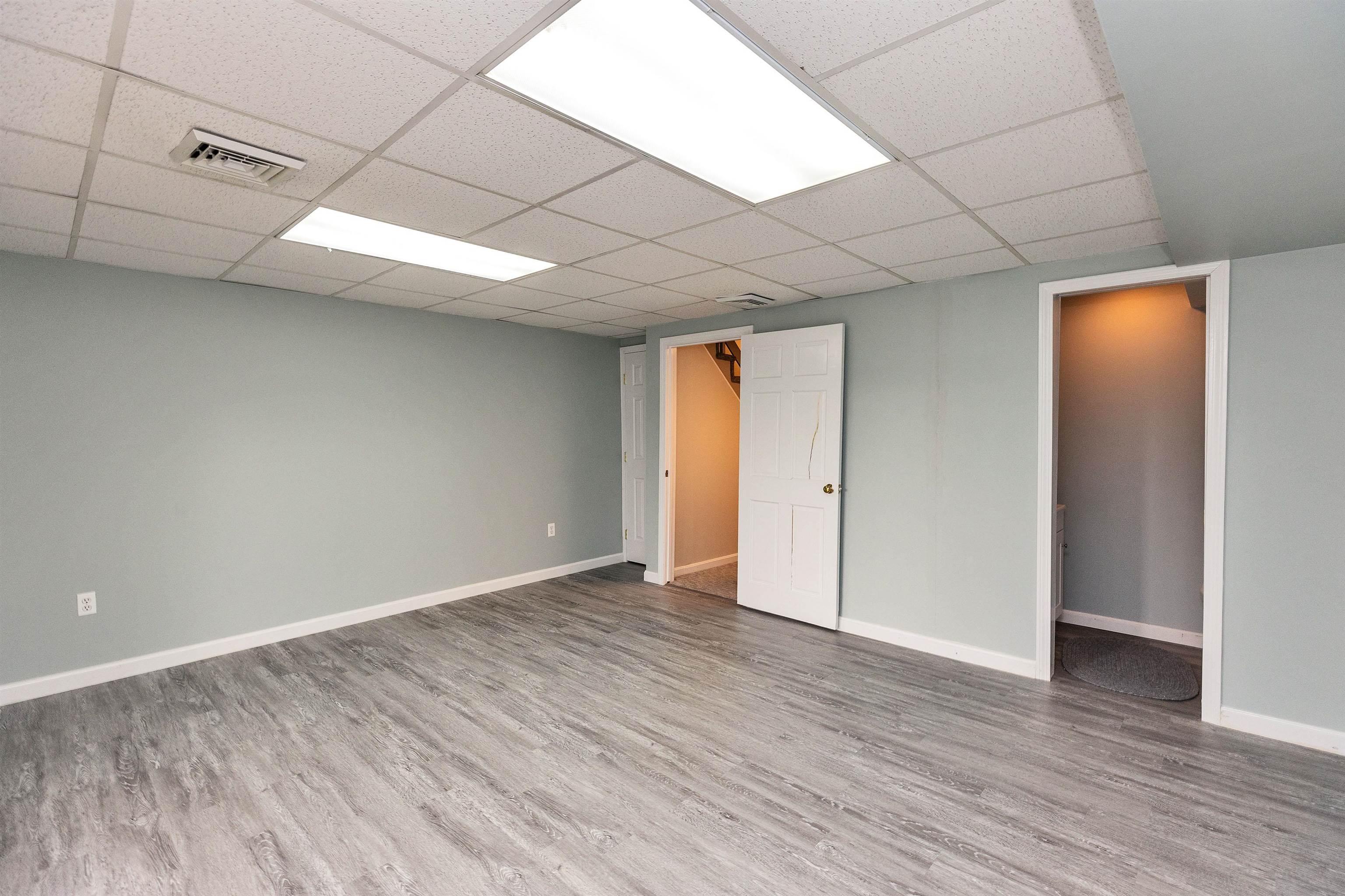 201 Eastview Drive Unit: 201