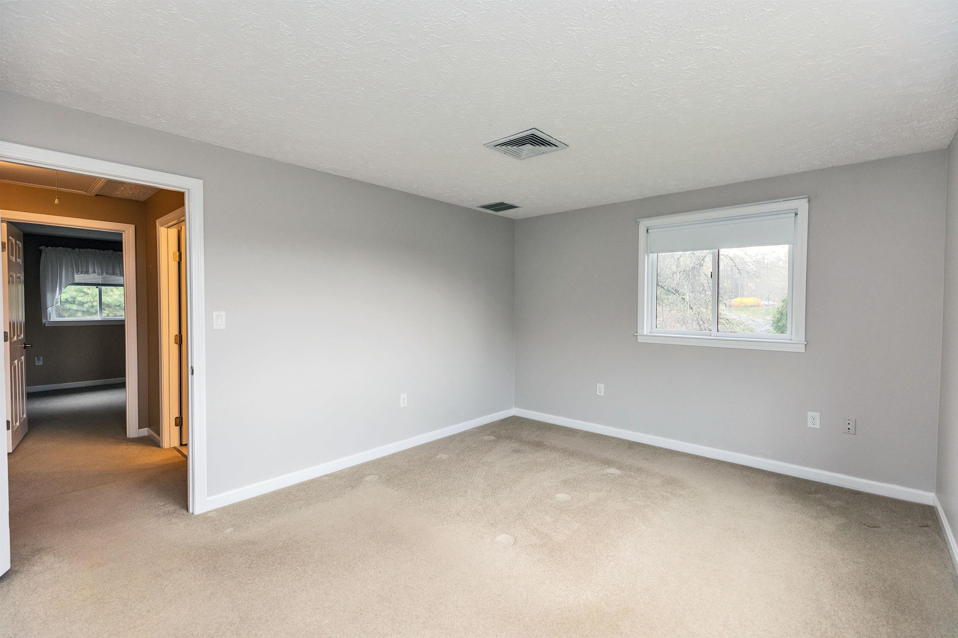 201 Eastview Drive Unit: 201