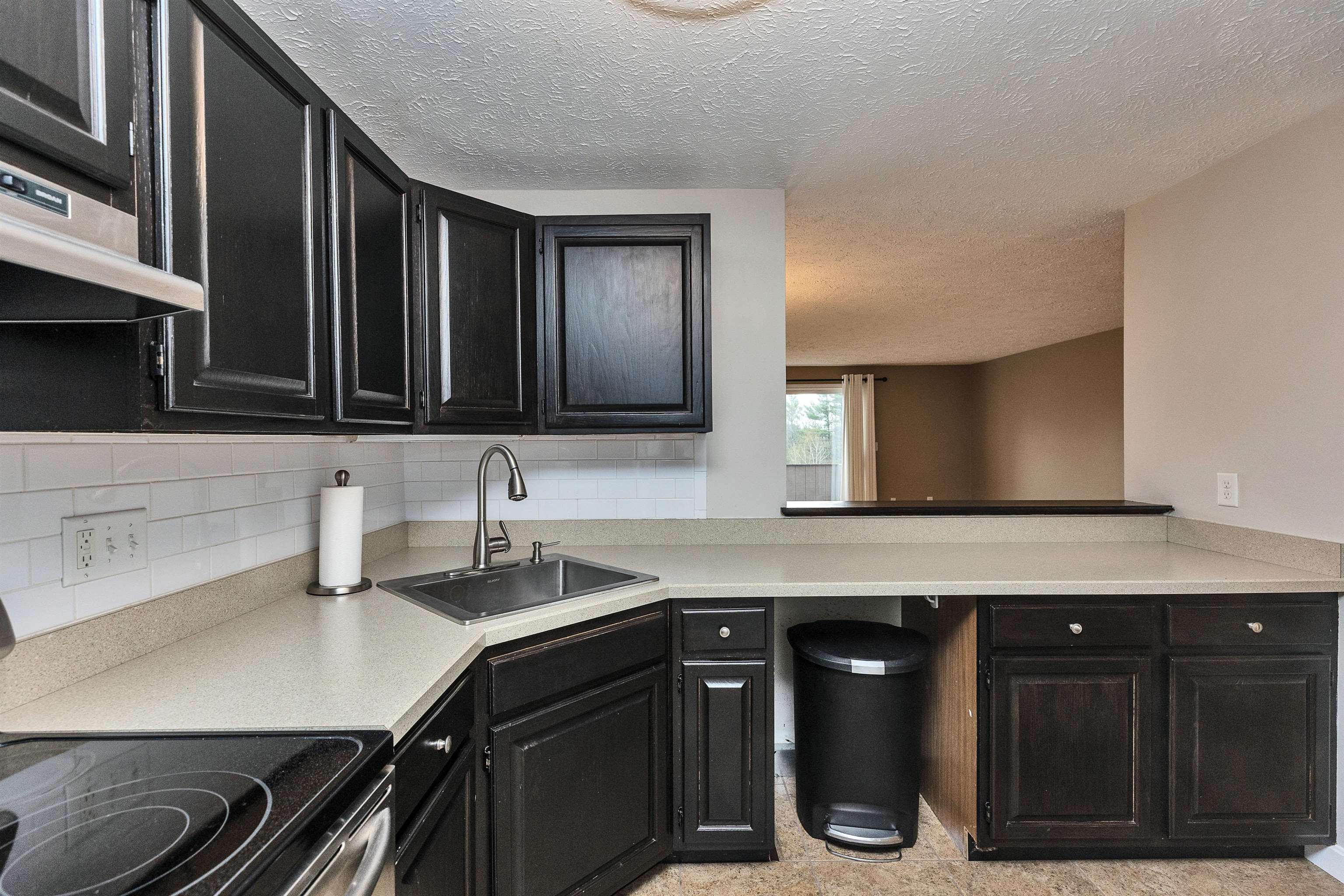 201 Eastview Drive Unit: 201