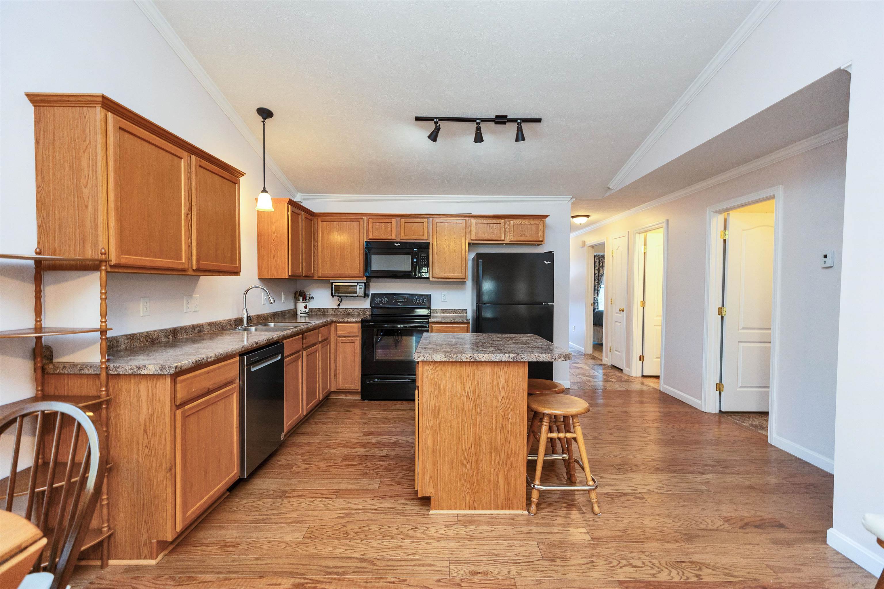 28 Owens Drive Unit: 92