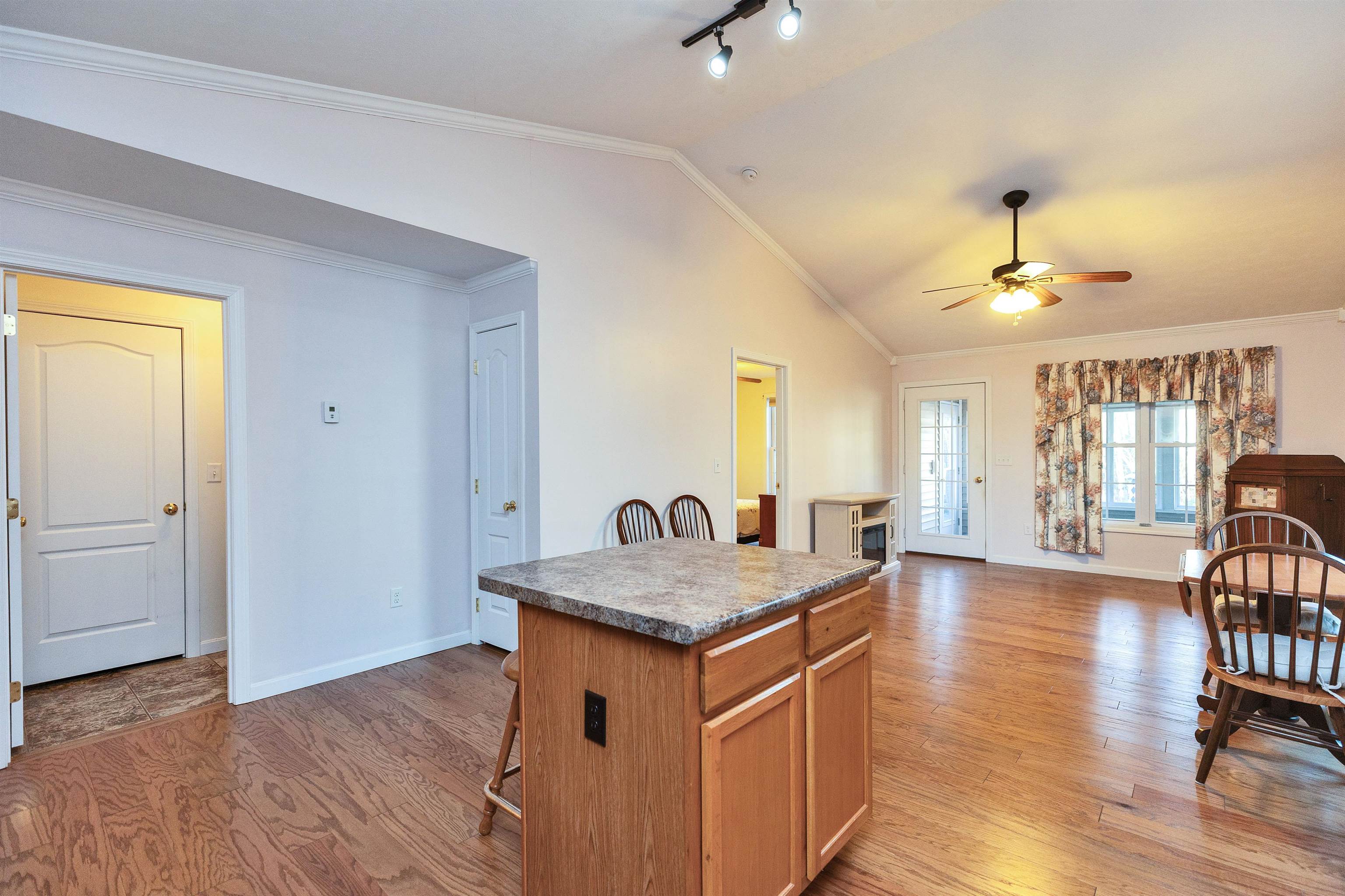 28 Owens Drive Unit: 92