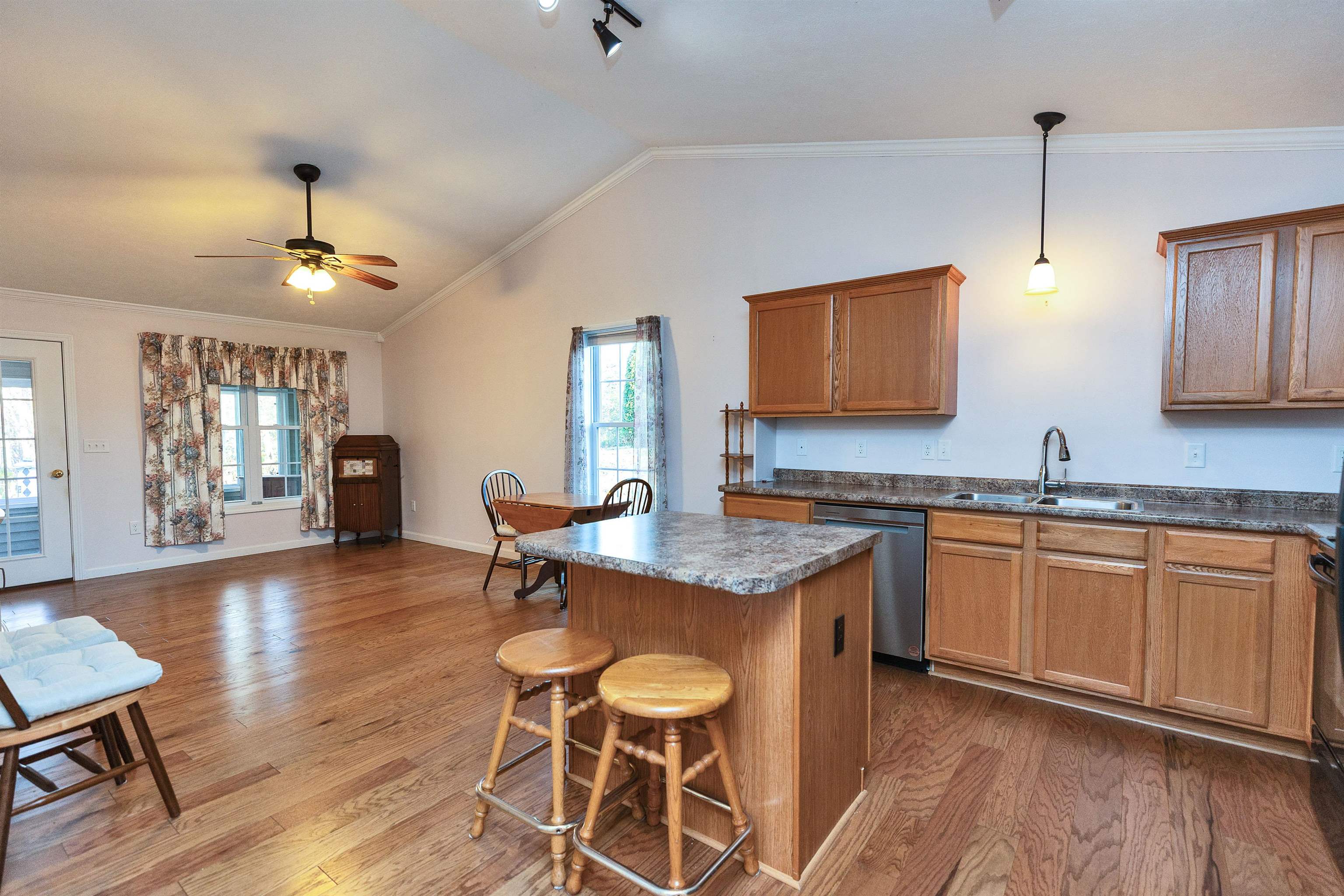 28 Owens Drive Unit: 92