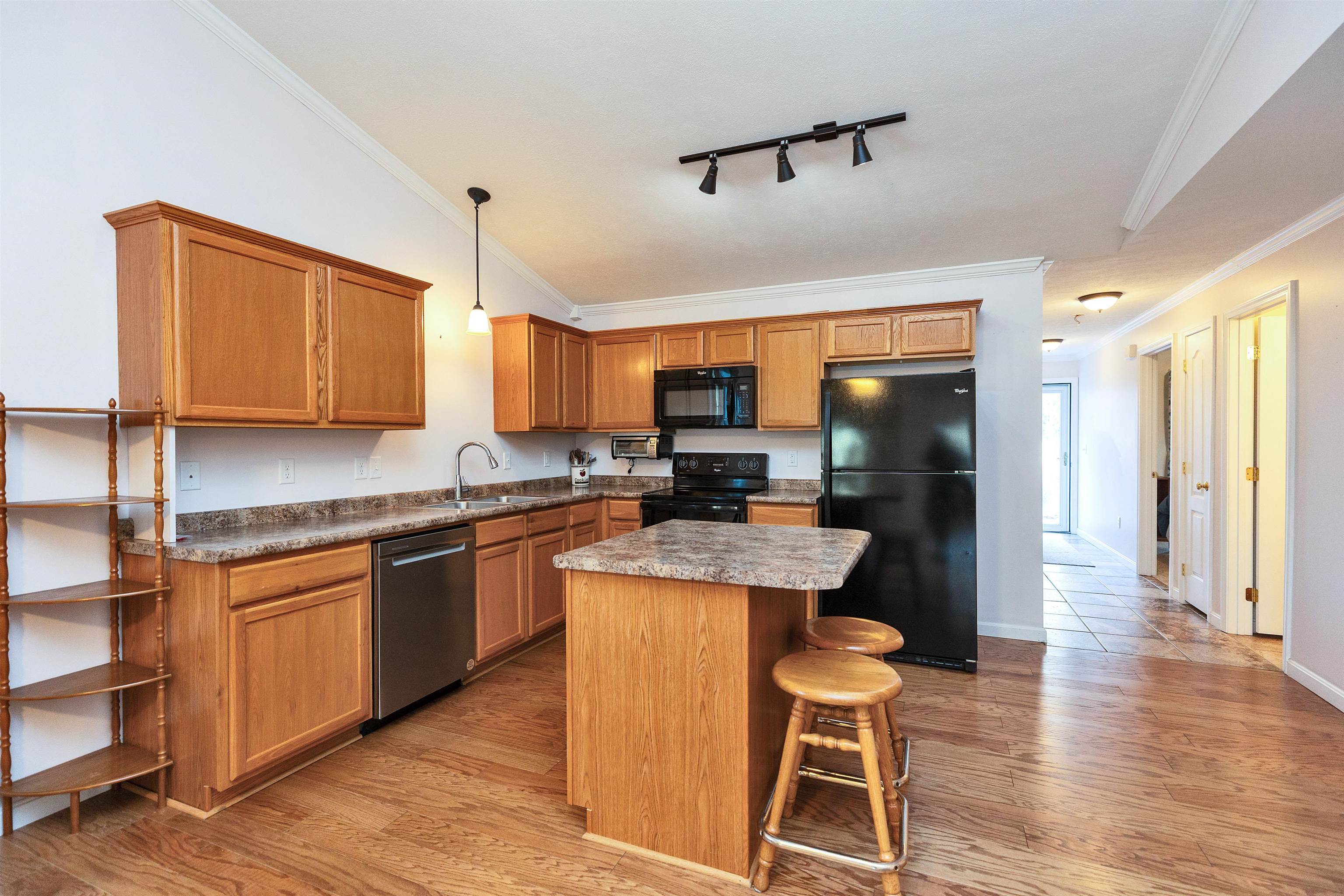 28 Owens Drive Unit: 92