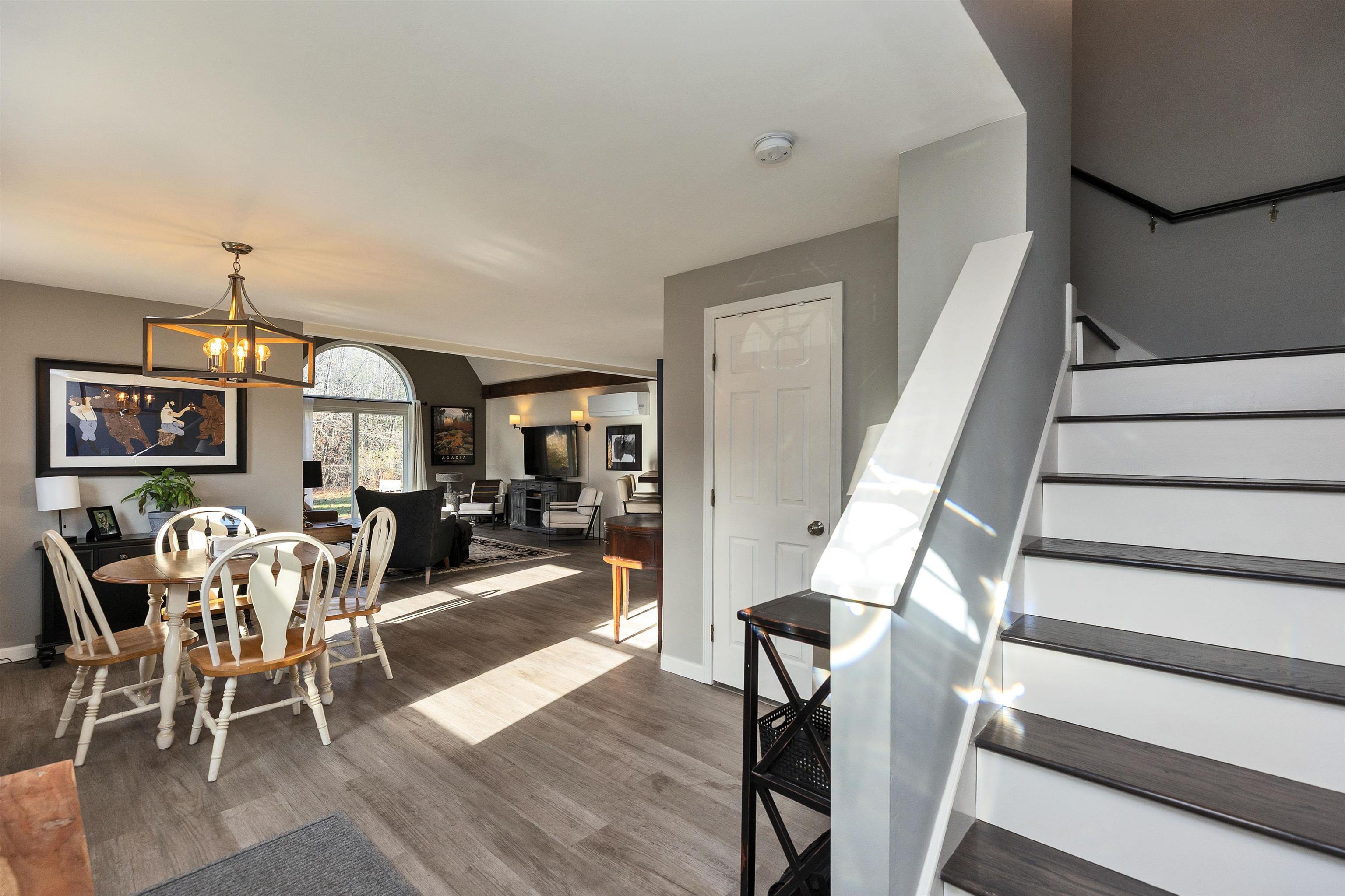 18 West Ridge Drive