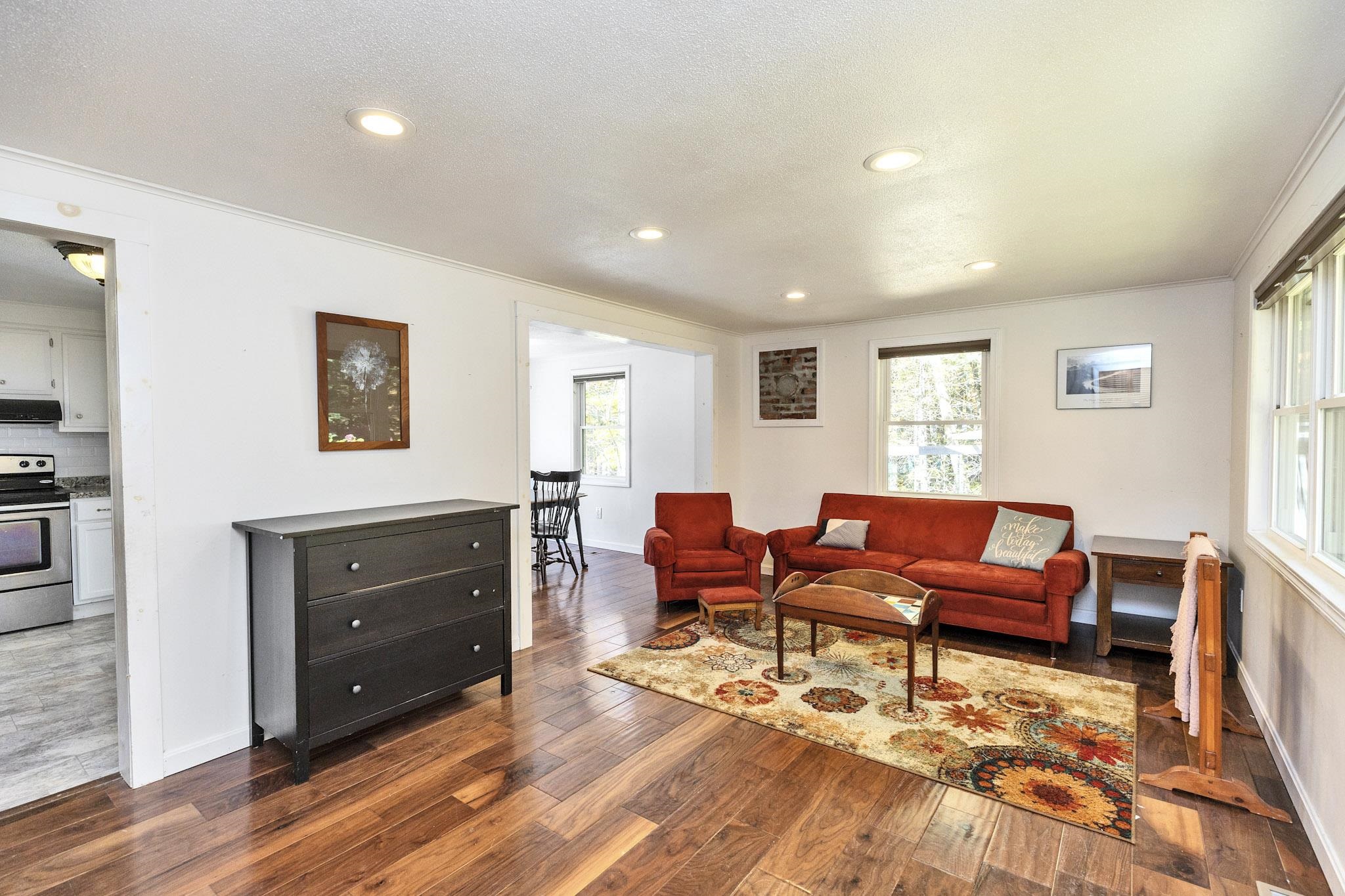 196 Rhododendron Road