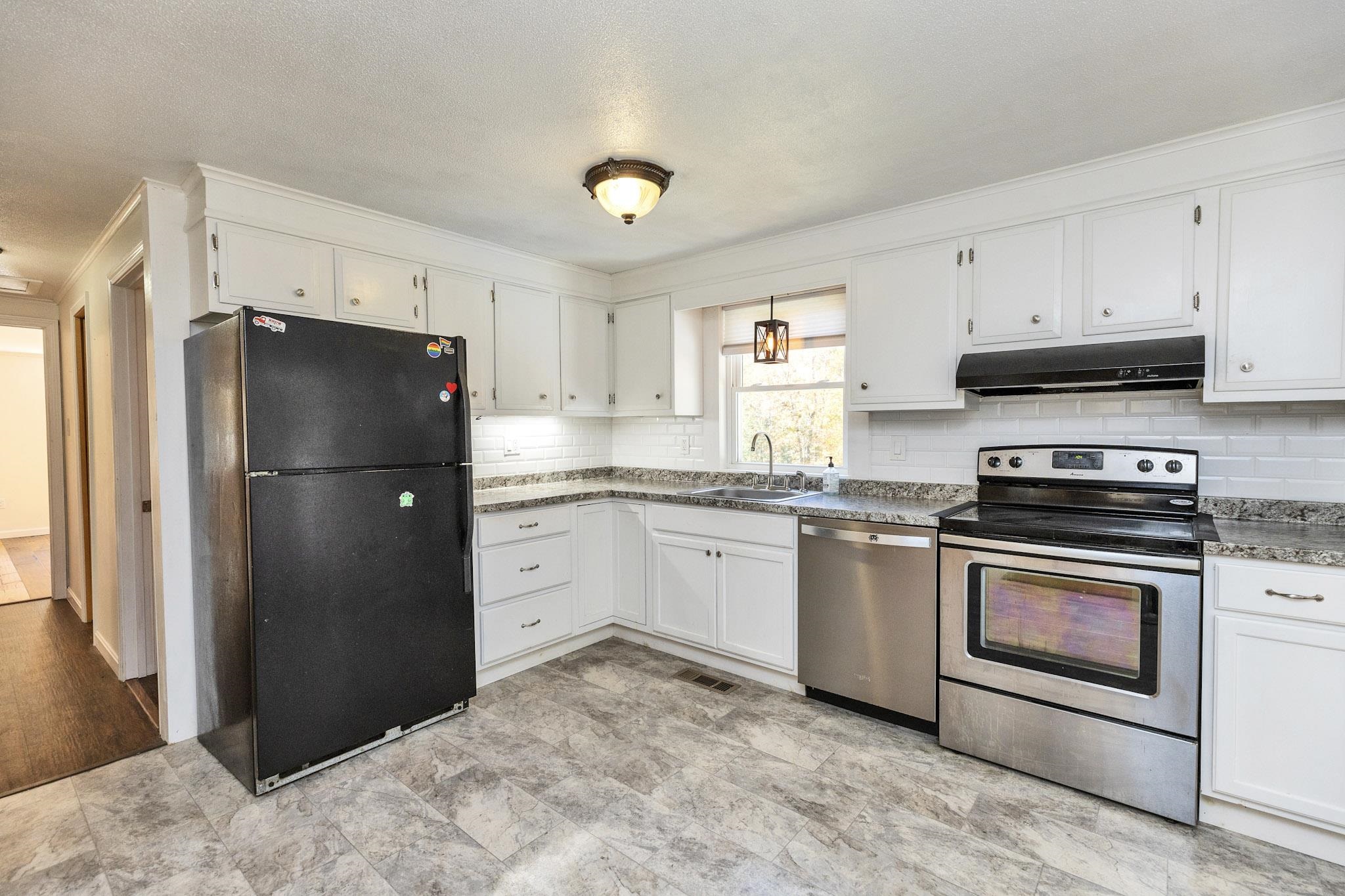 196 Rhododendron Road