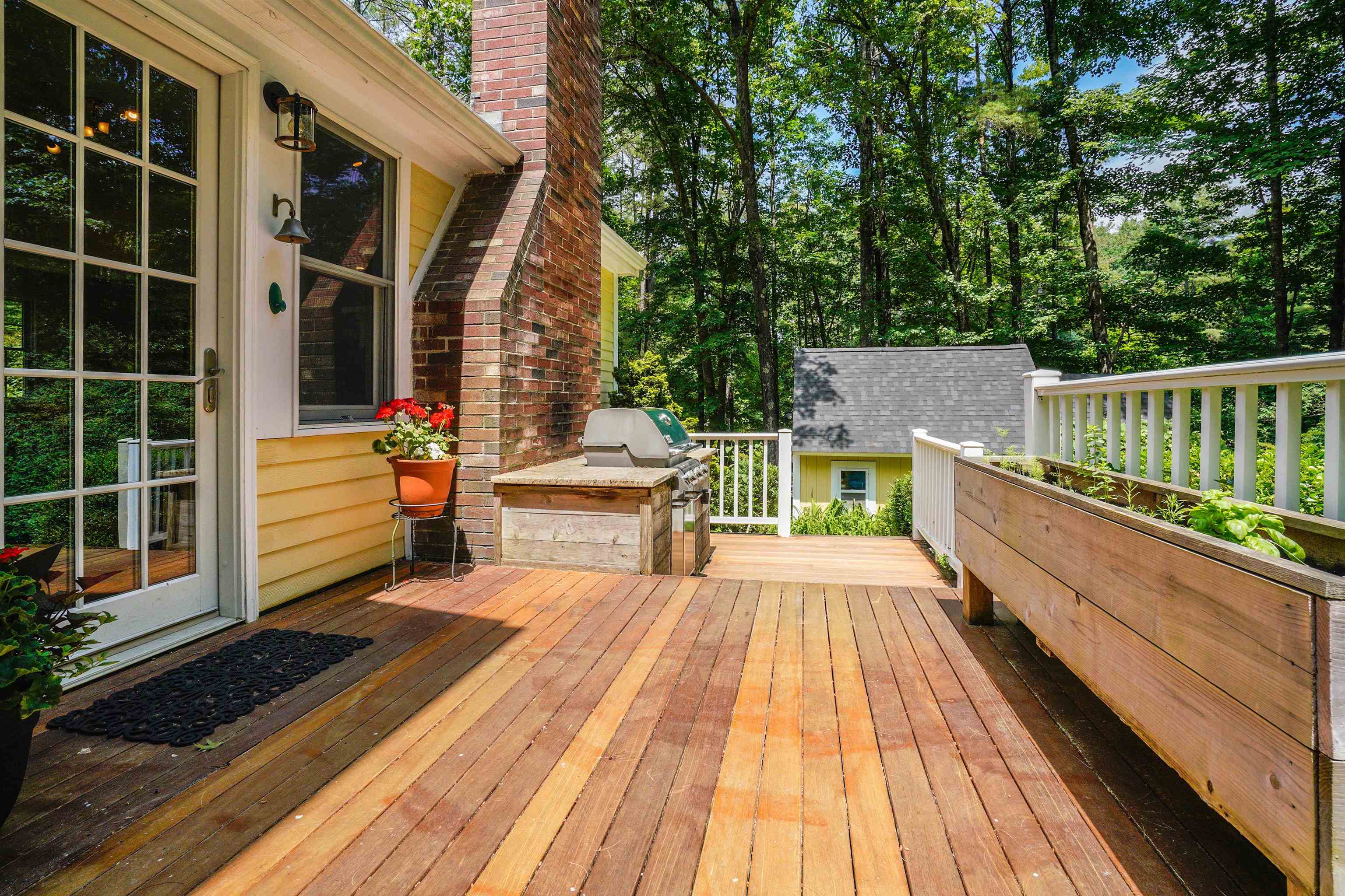 44 Courthouse Road