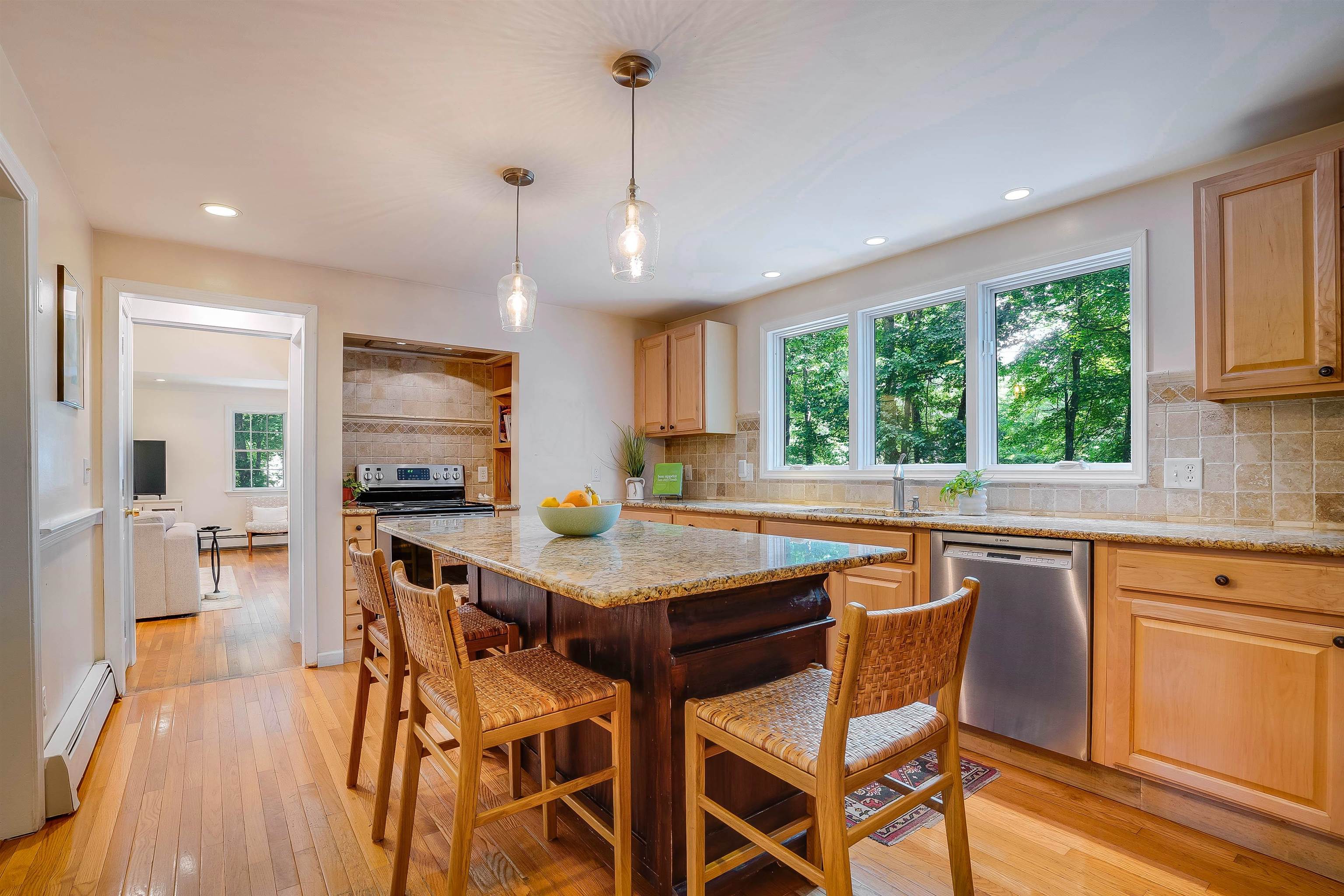 44 Courthouse Road
