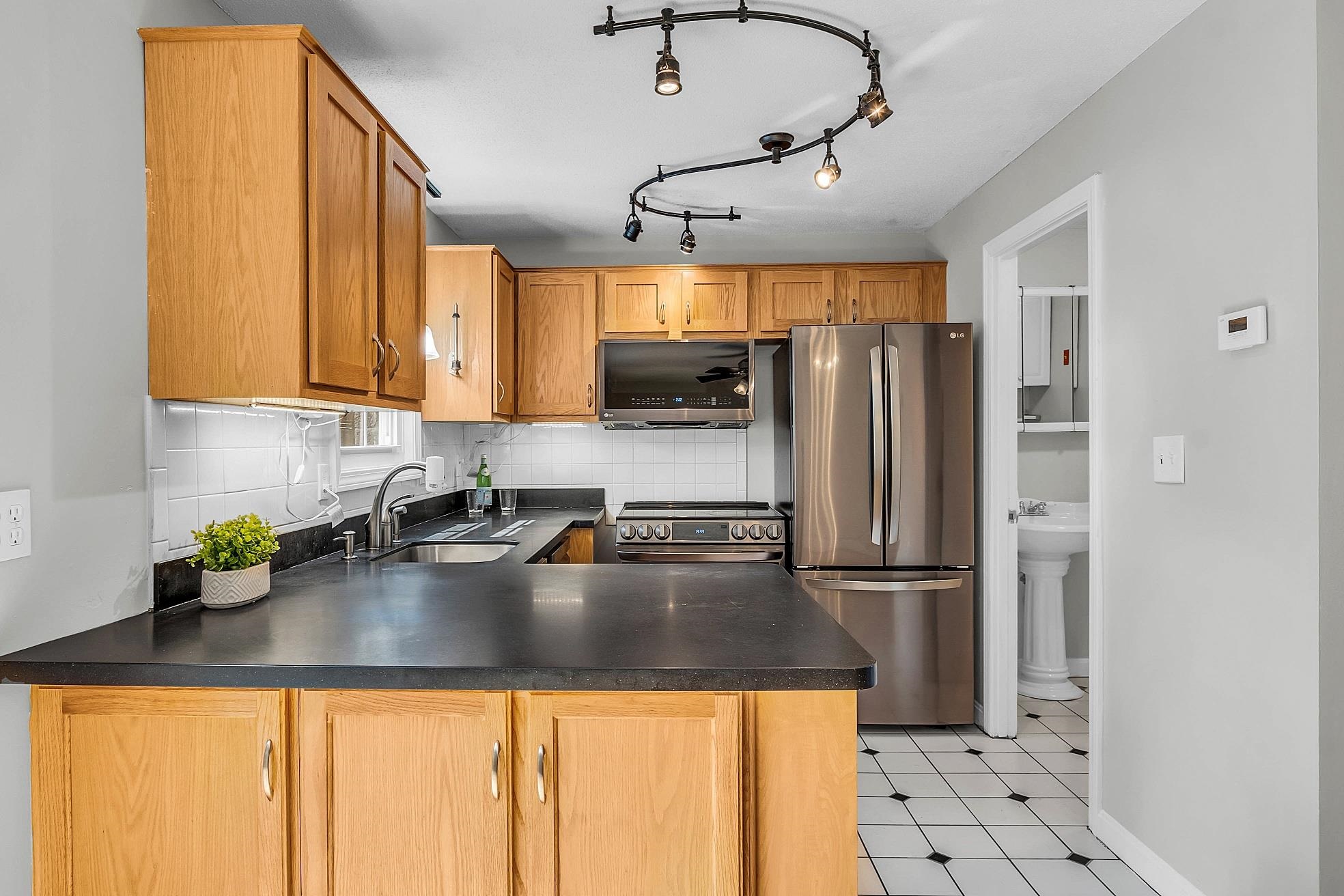 55 Fieldstone Drive