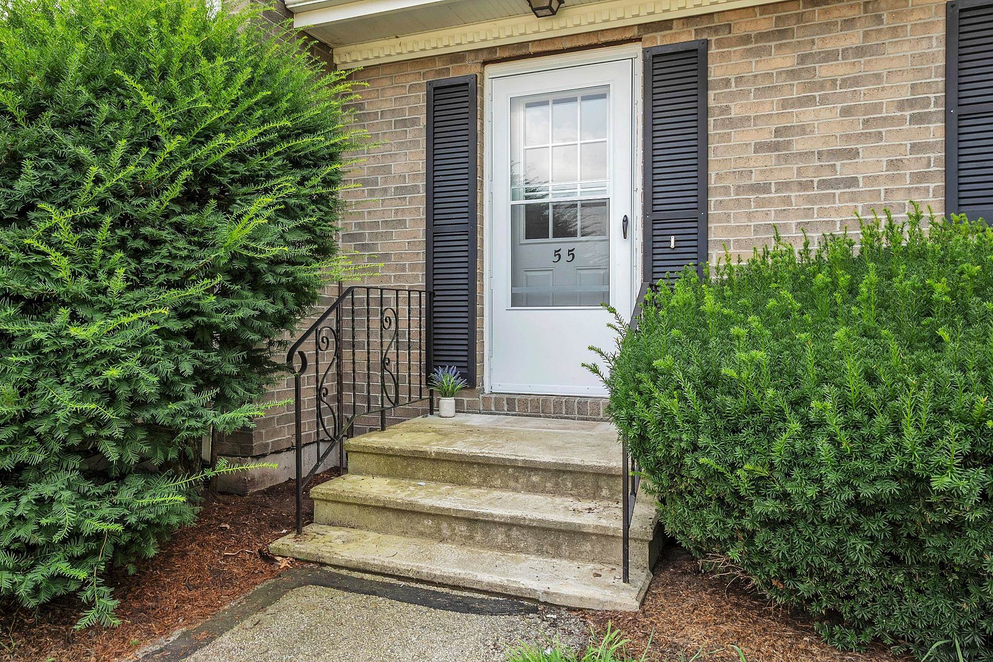 55 Fieldstone Drive