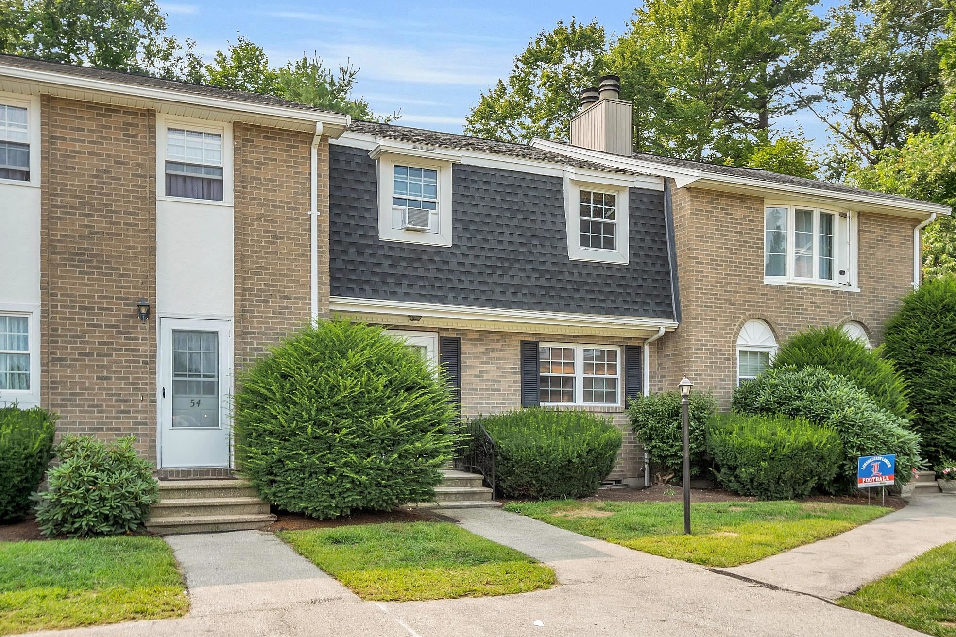 55 Fieldstone Drive