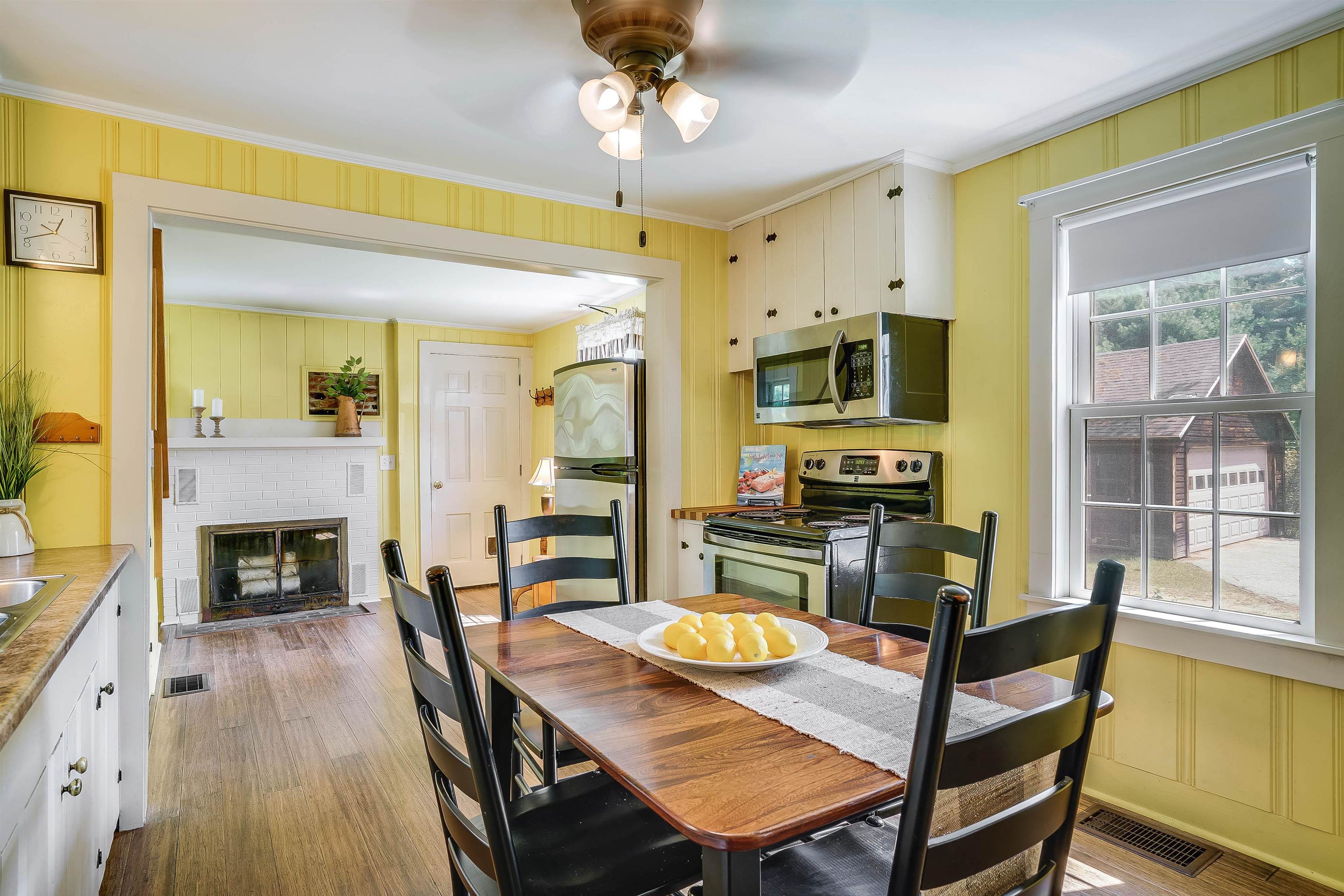 40 Corduroy Road