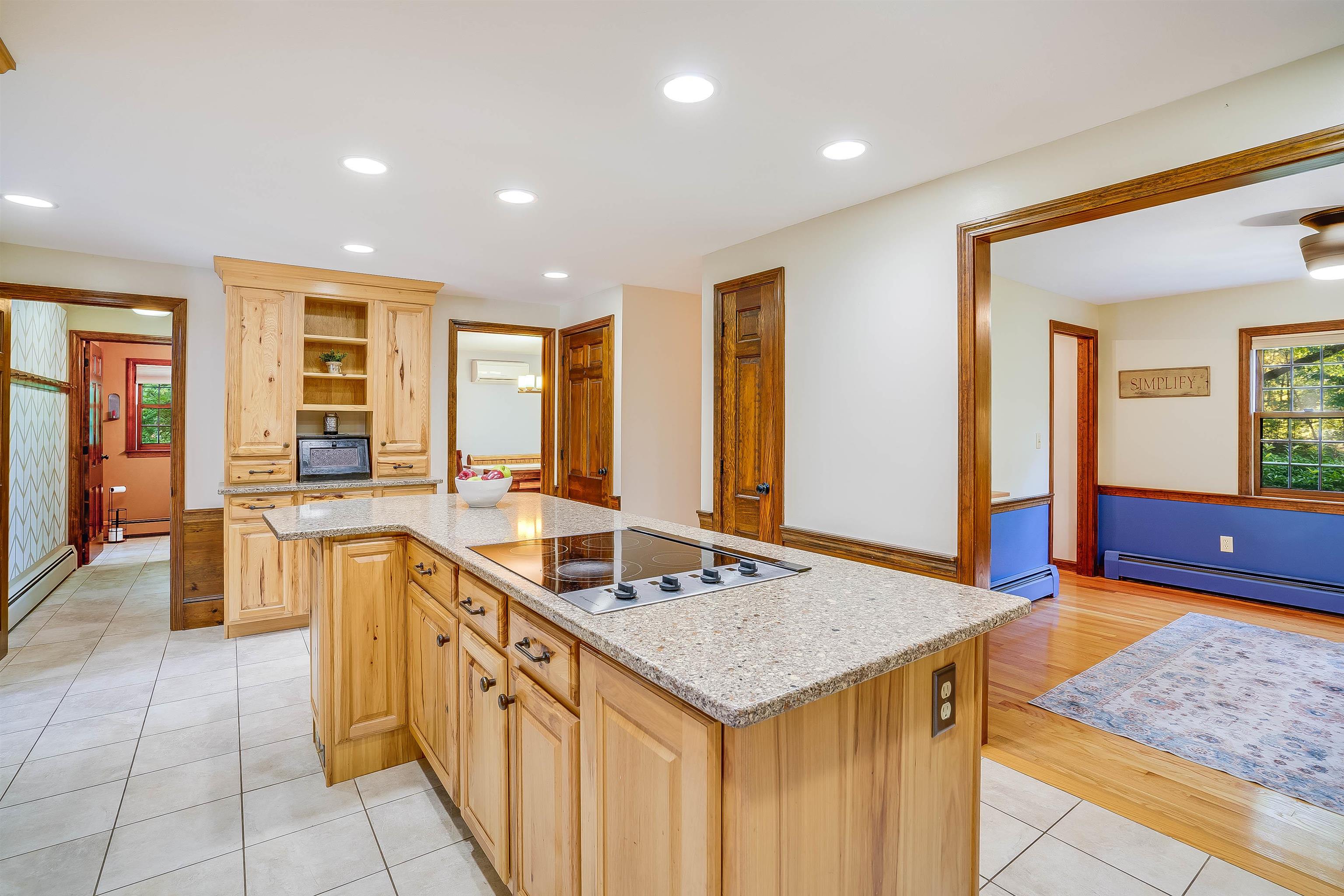 127 Rideout Road