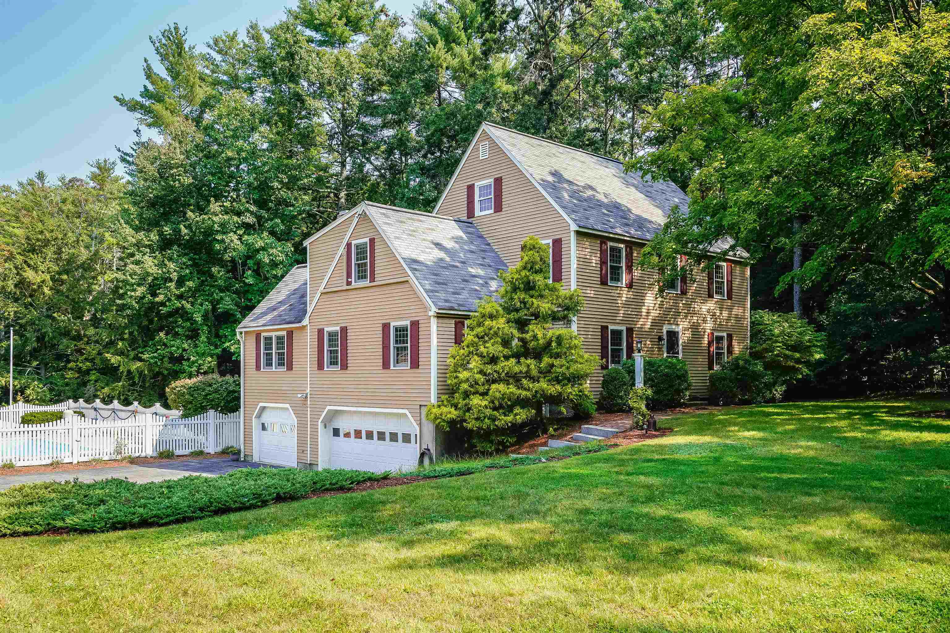 127 Rideout Road